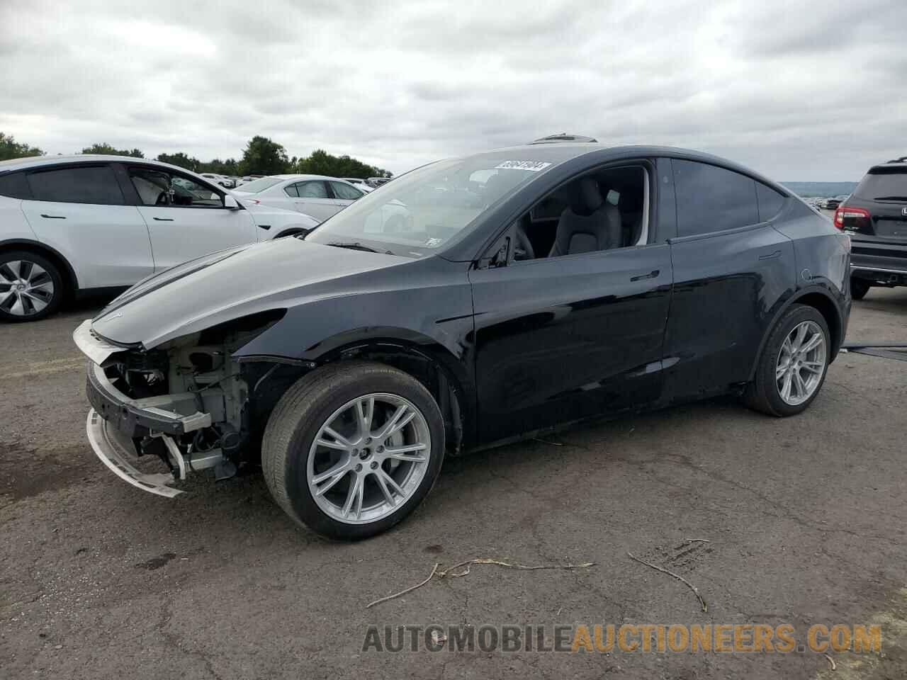 7SAYGAEE2PF932997 TESLA MODEL Y 2023