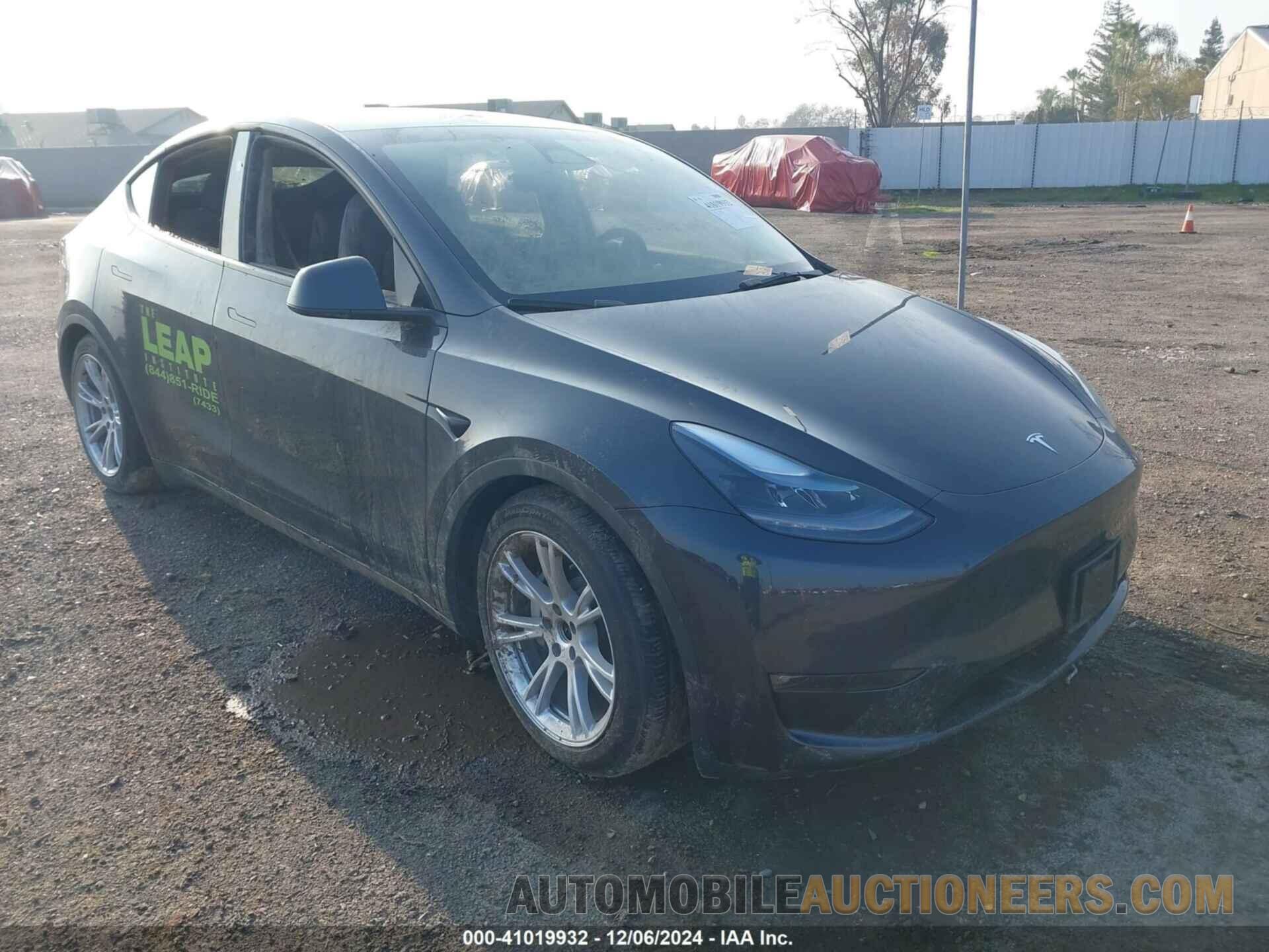 7SAYGAEE2RF047346 TESLA MODEL Y 2024