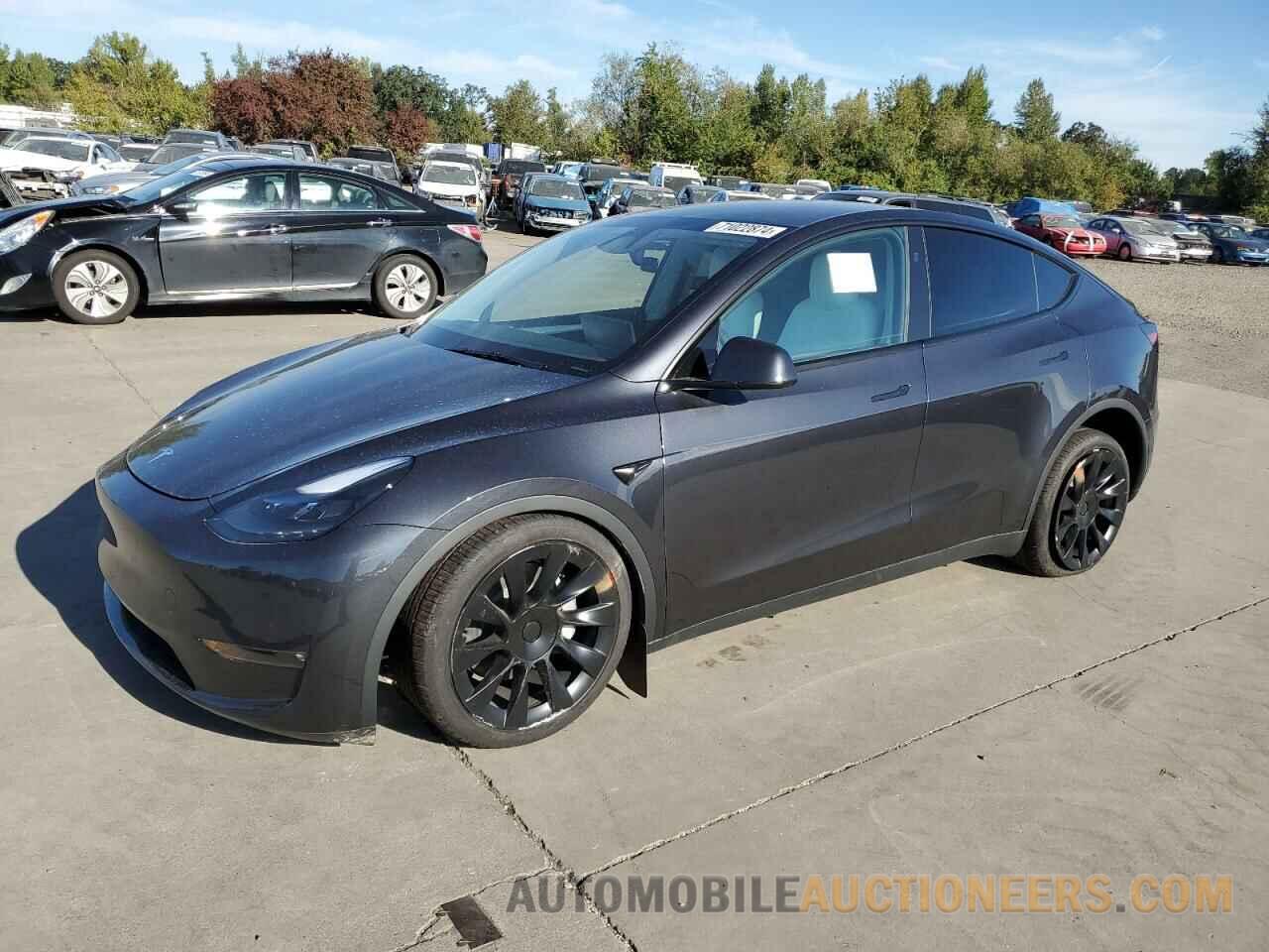 7SAYGAEE2RF080993 TESLA MODEL Y 2024