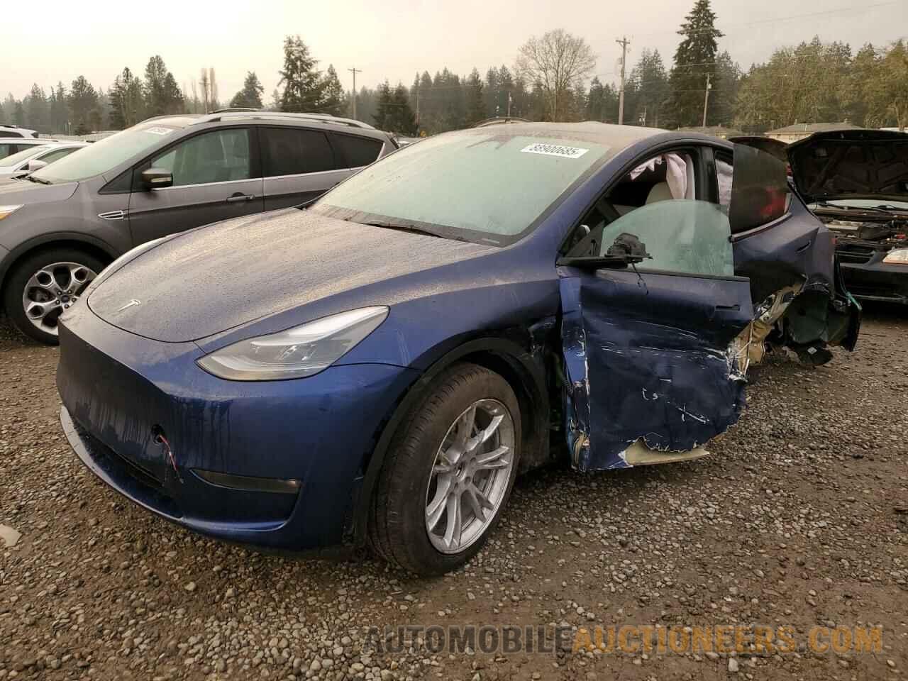 7SAYGAEE2RF981877 TESLA MODEL Y 2024