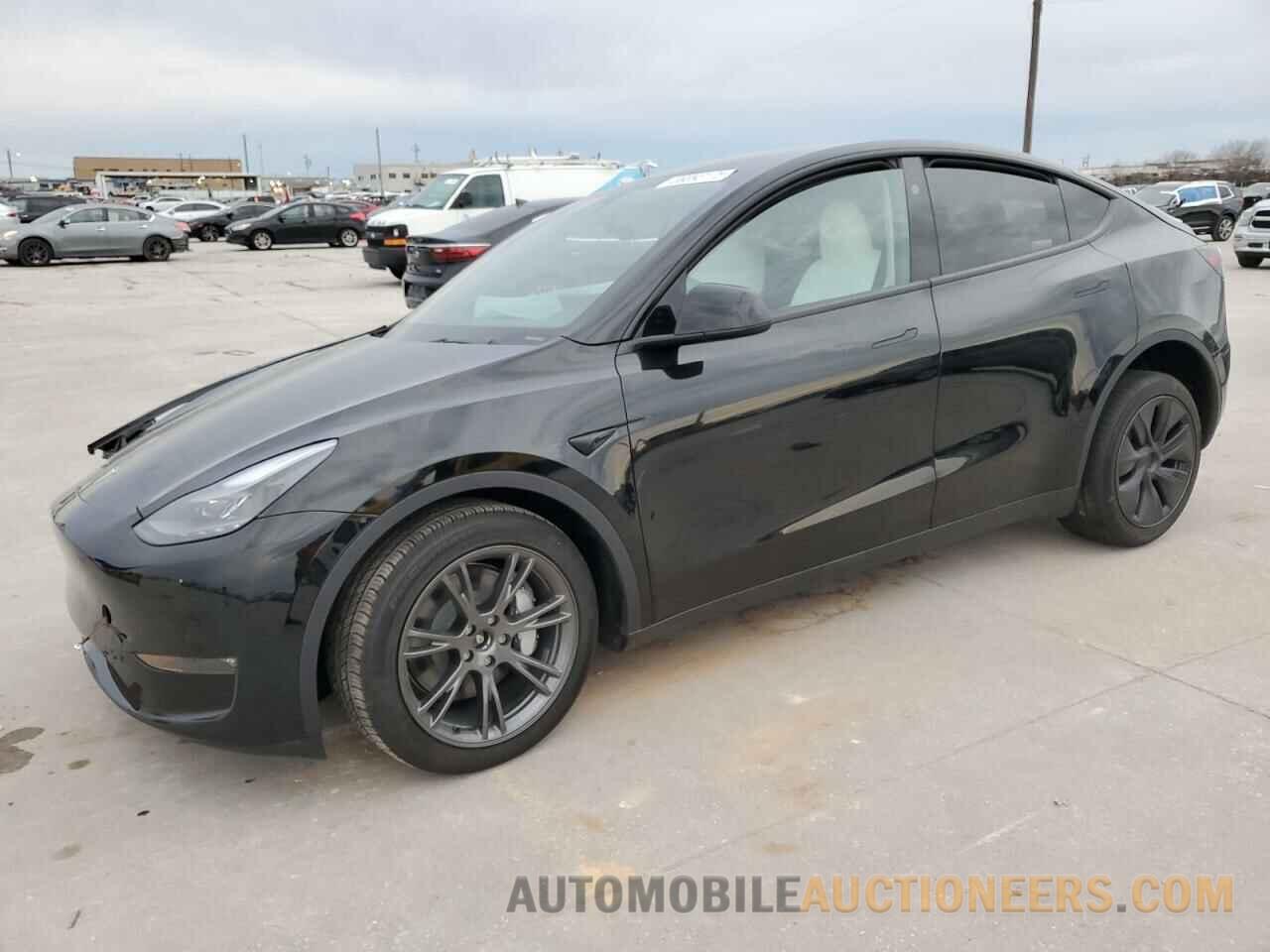 7SAYGAEE2SF250338 TESLA MODEL Y 2025