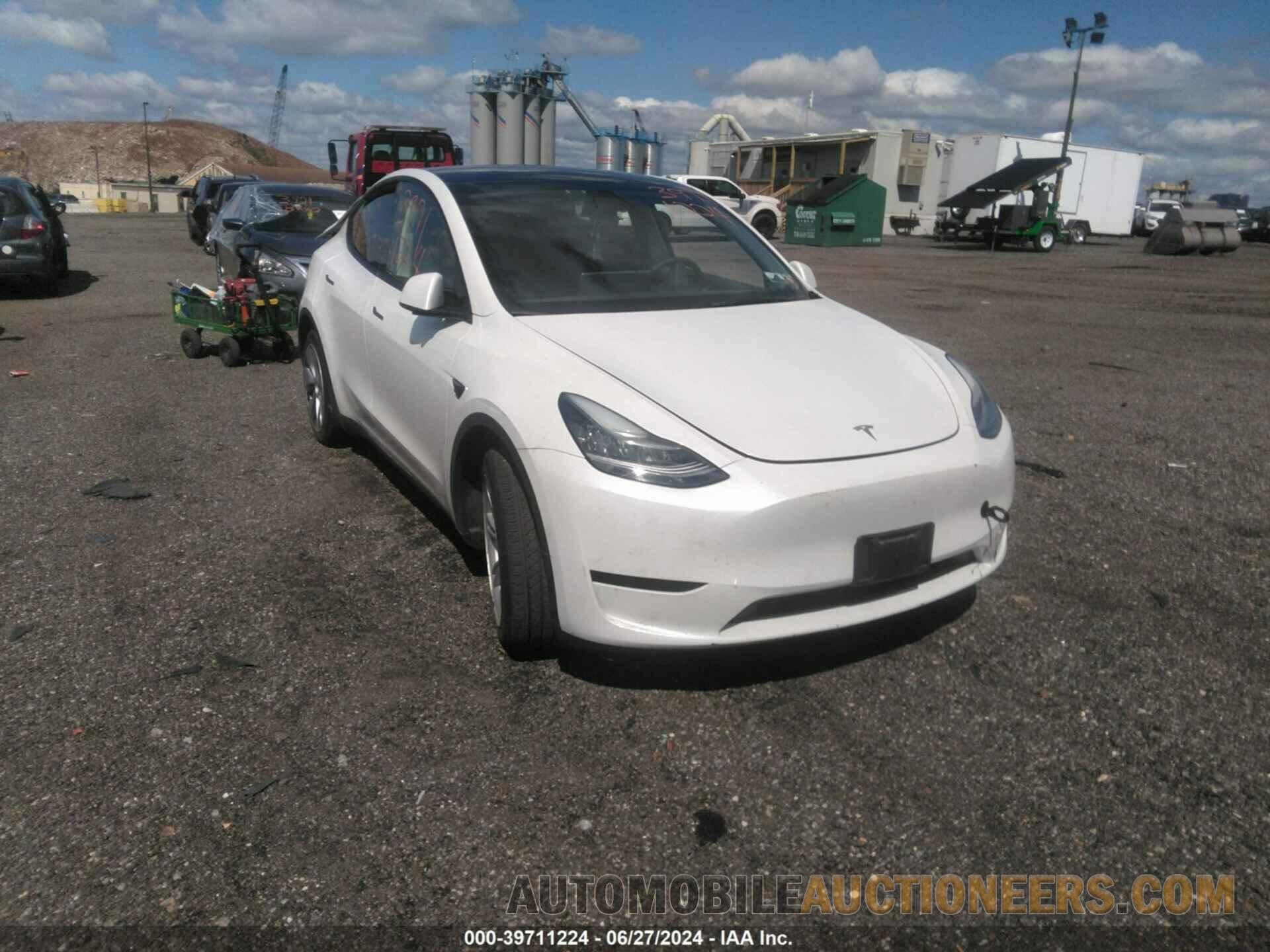 7SAYGAEE3NF381136 TESLA MODEL Y 2022