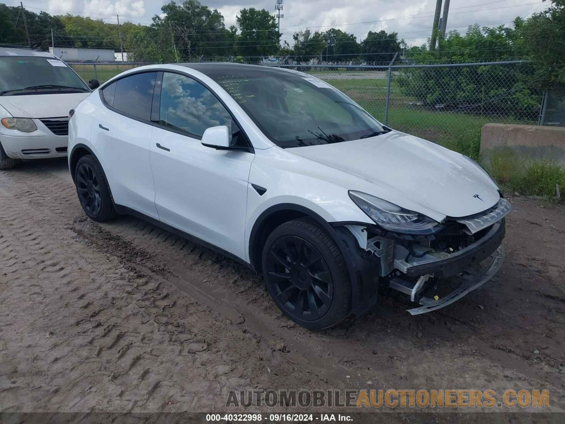 7SAYGAEE3PF589584 TESLA MODEL Y 2023