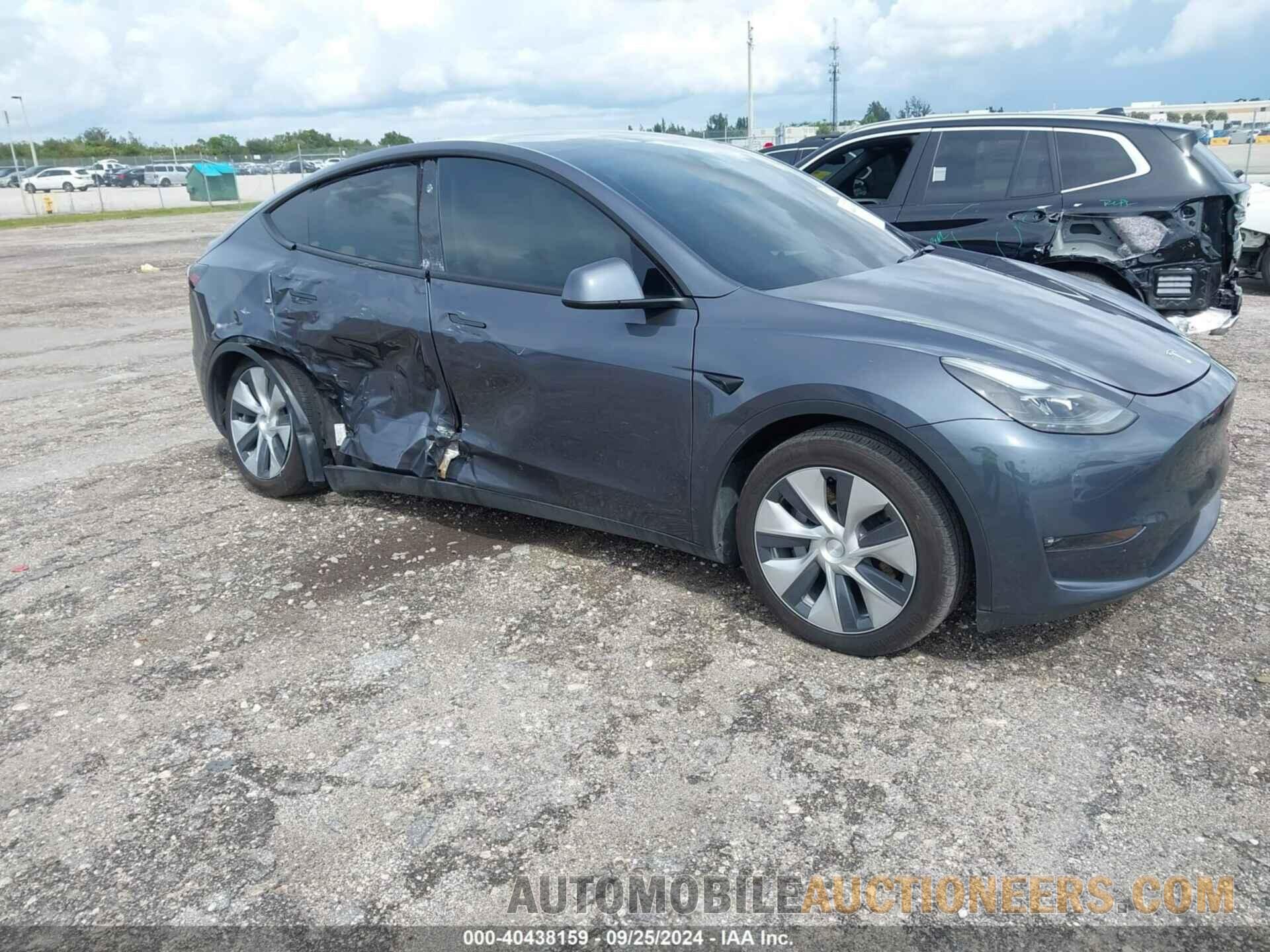 7SAYGAEE3PF888895 TESLA MODEL Y 2023