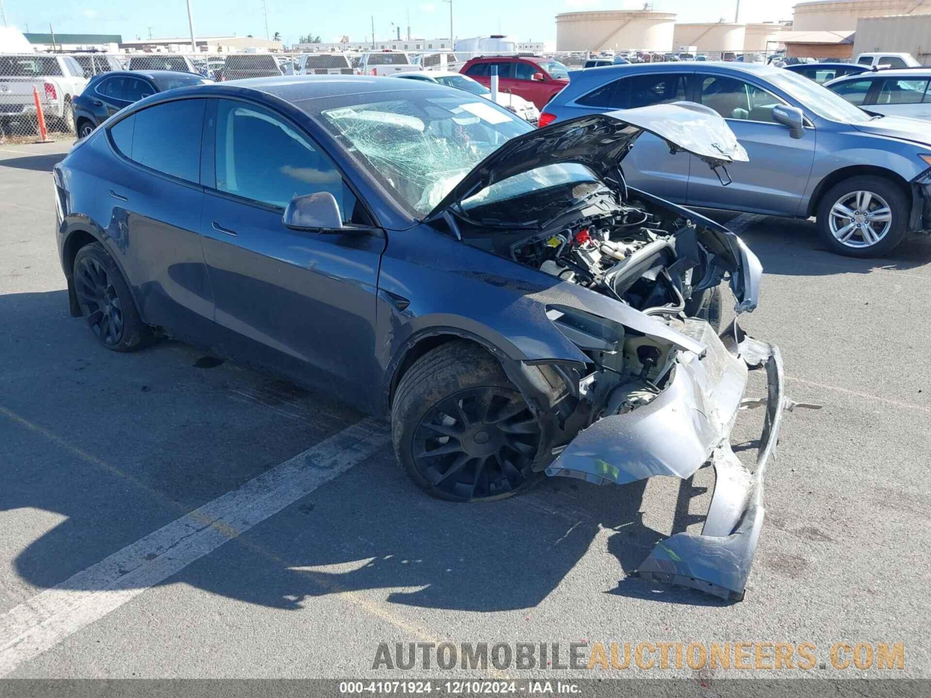 7SAYGAEE4PF945847 TESLA MODEL Y 2023