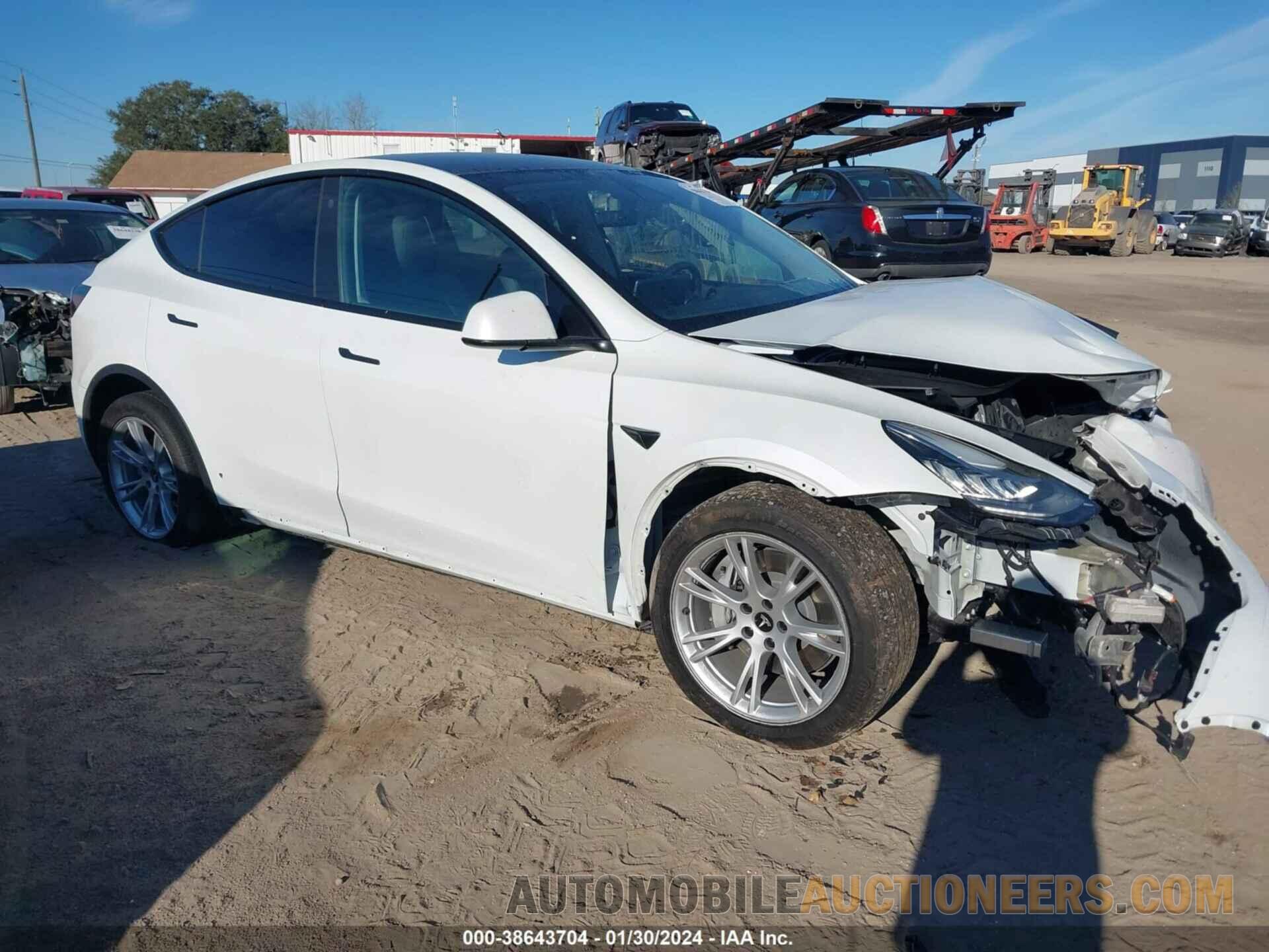 7SAYGAEE5NF364225 TESLA MODEL Y 2022