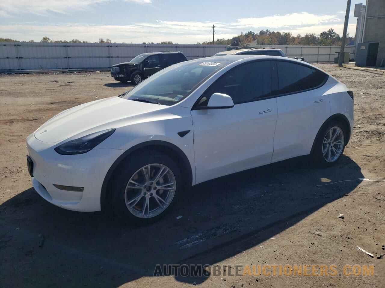 7SAYGAEE5PF598562 TESLA MODEL Y 2023