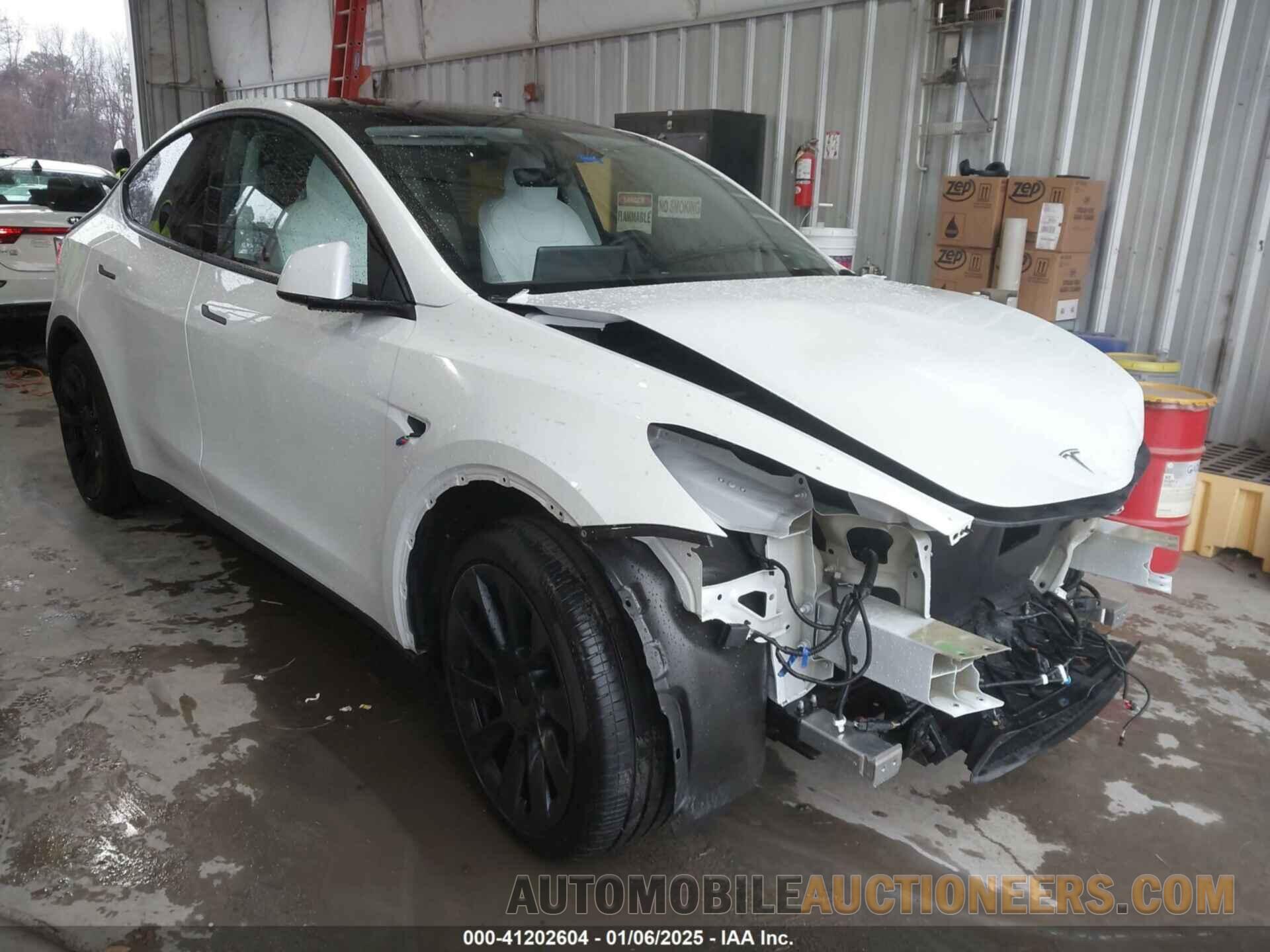 7SAYGAEE5PF867286 TESLA MODEL Y 2023