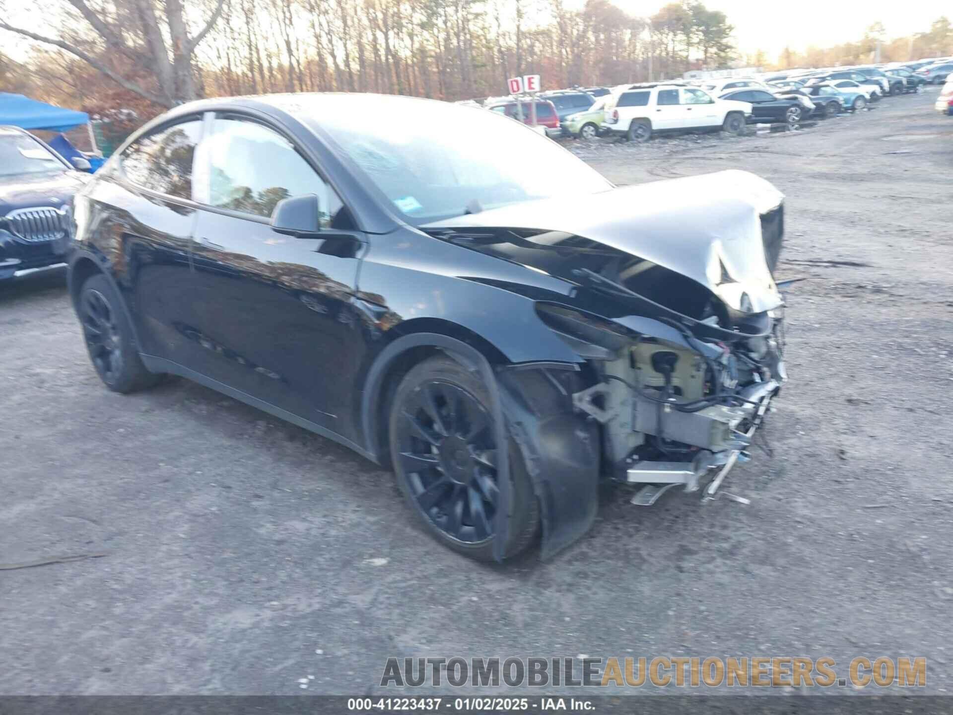 7SAYGAEE5PF914056 TESLA MODEL Y 2023