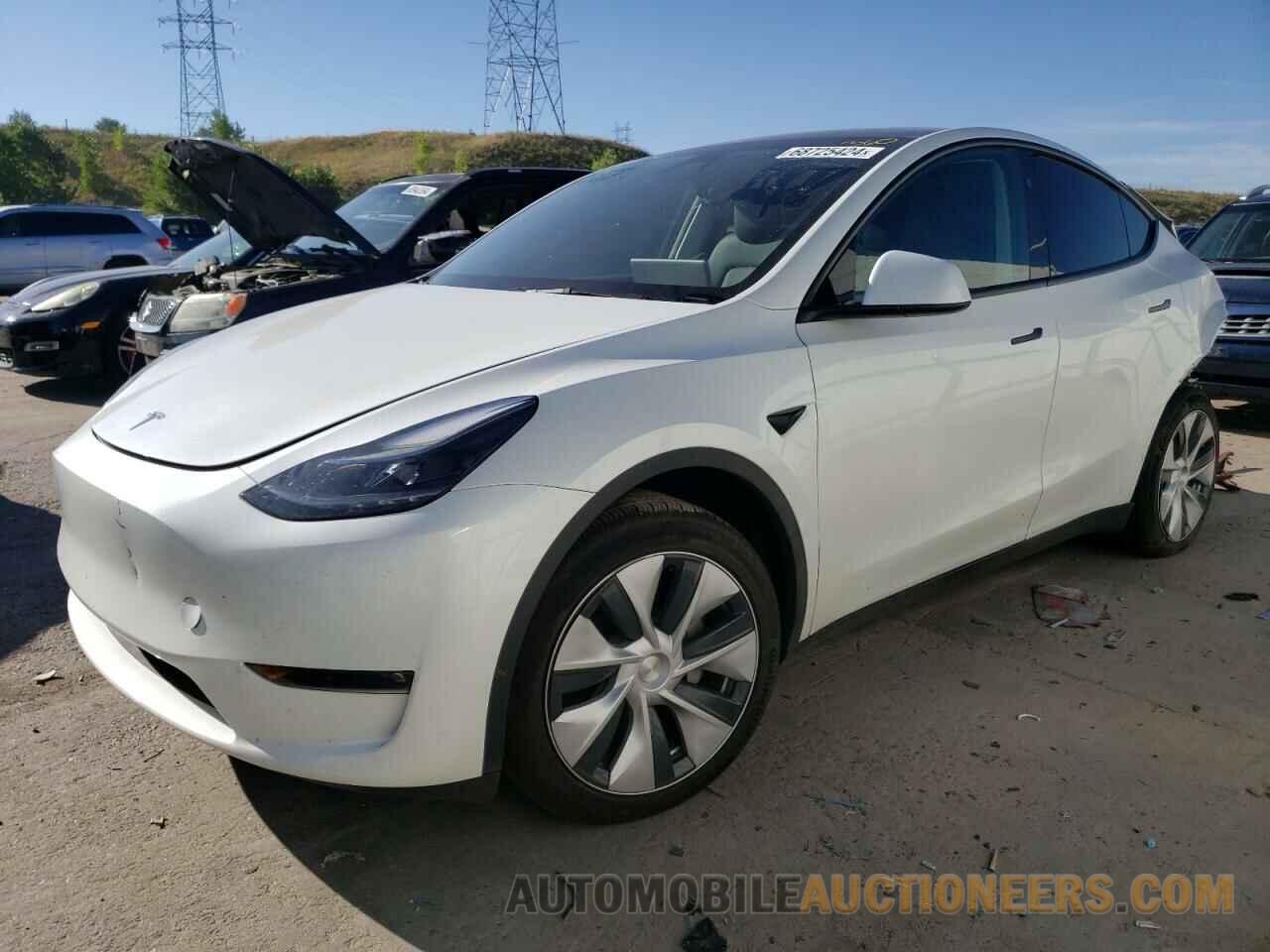 7SAYGAEE5RF010615 TESLA MODEL Y 2024