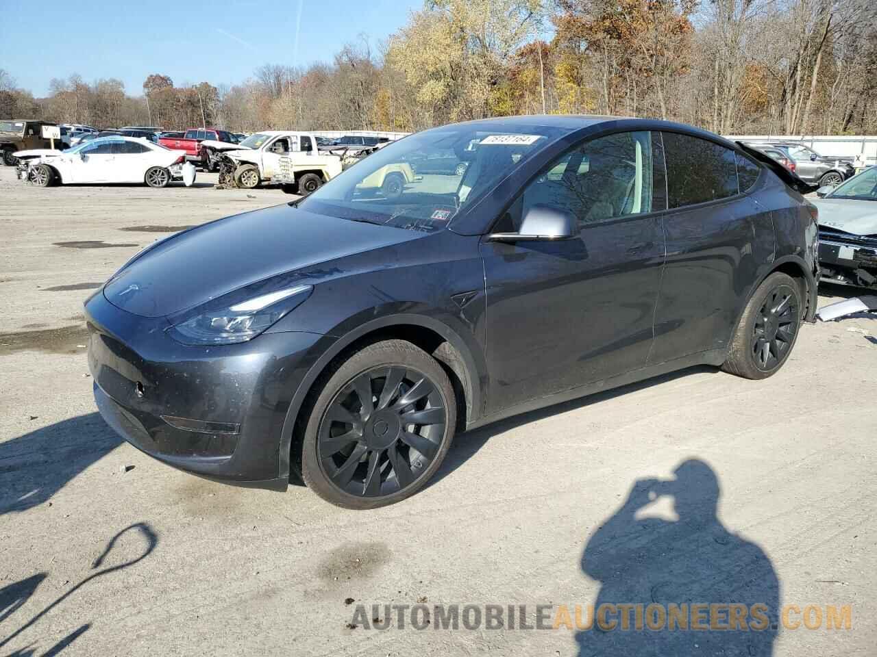 7SAYGAEE5RF061273 TESLA MODEL Y 2024