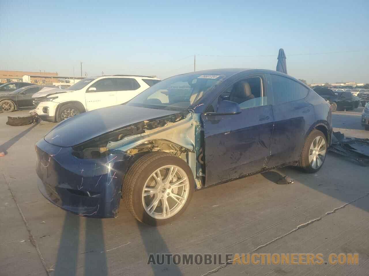 7SAYGAEE6RF020151 TESLA MODEL Y 2024