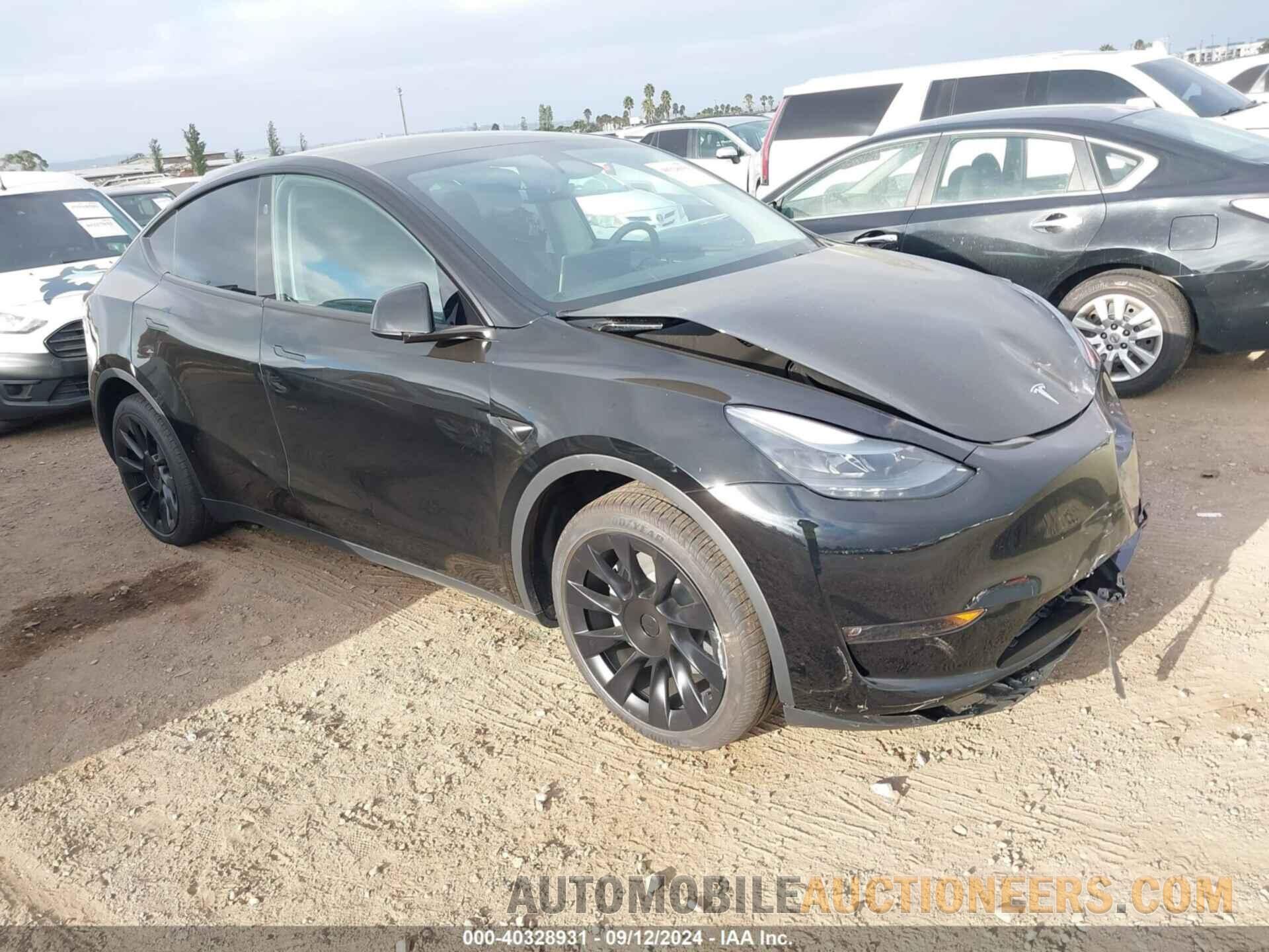 7SAYGAEE6RF150348 TESLA MODEL Y 2024