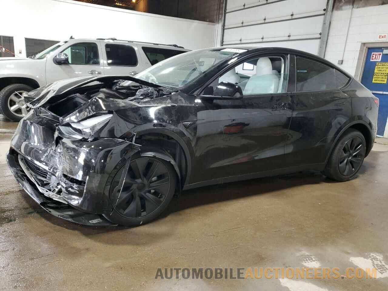 7SAYGAEE6RF182605 TESLA MODEL Y 2024