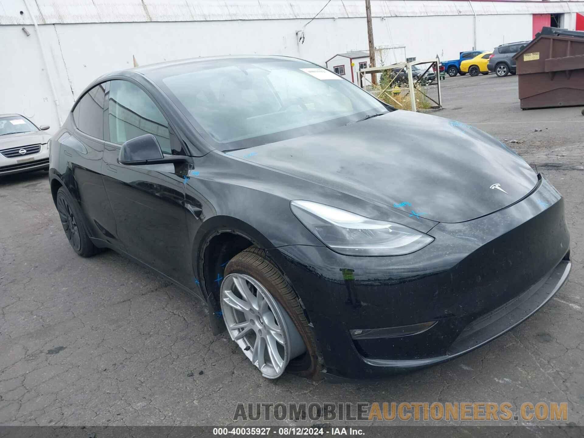 7SAYGAEE6RF984426 TESLA MODEL Y 2024