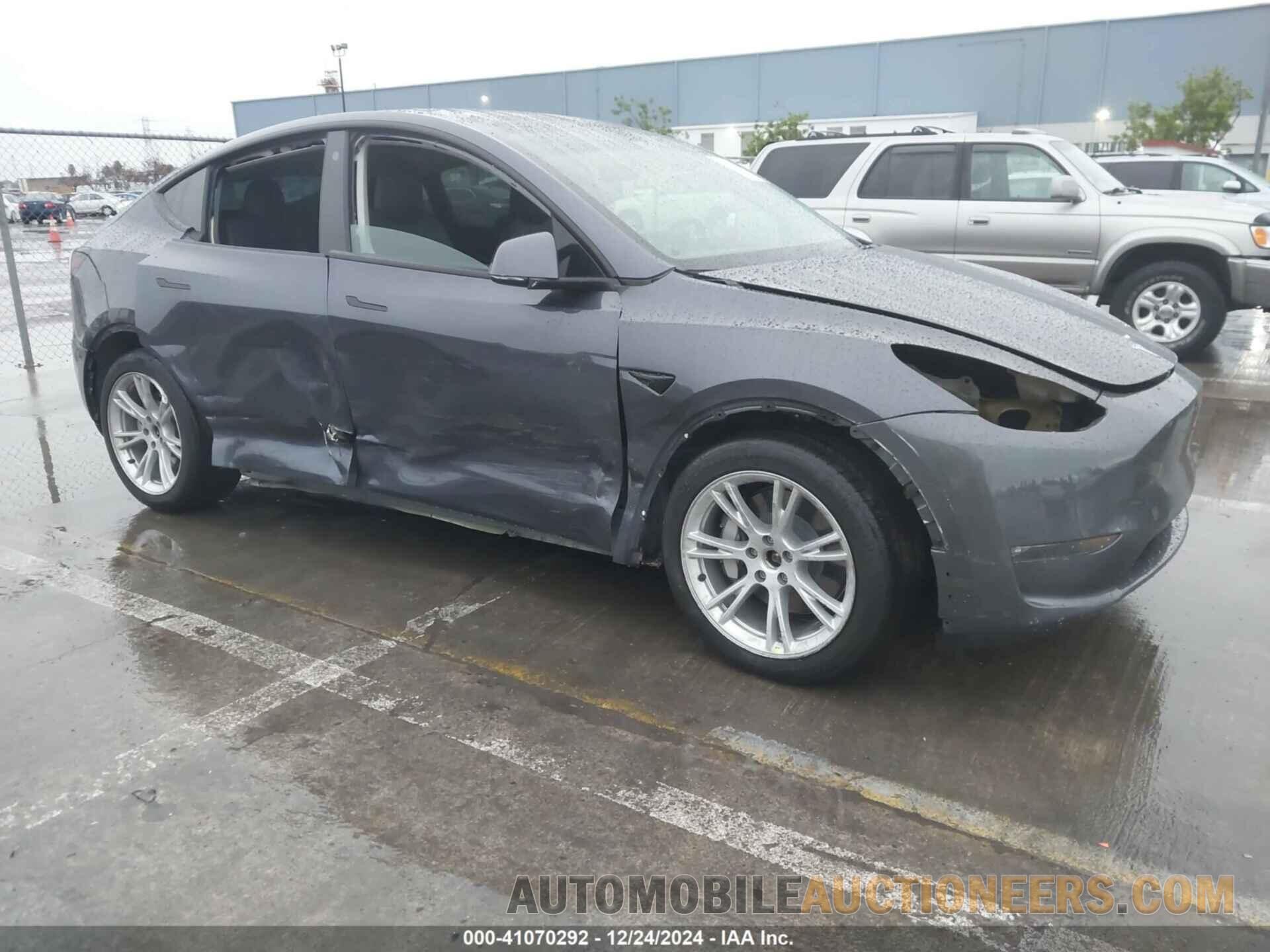 7SAYGAEE7PF623932 TESLA MODEL Y 2023