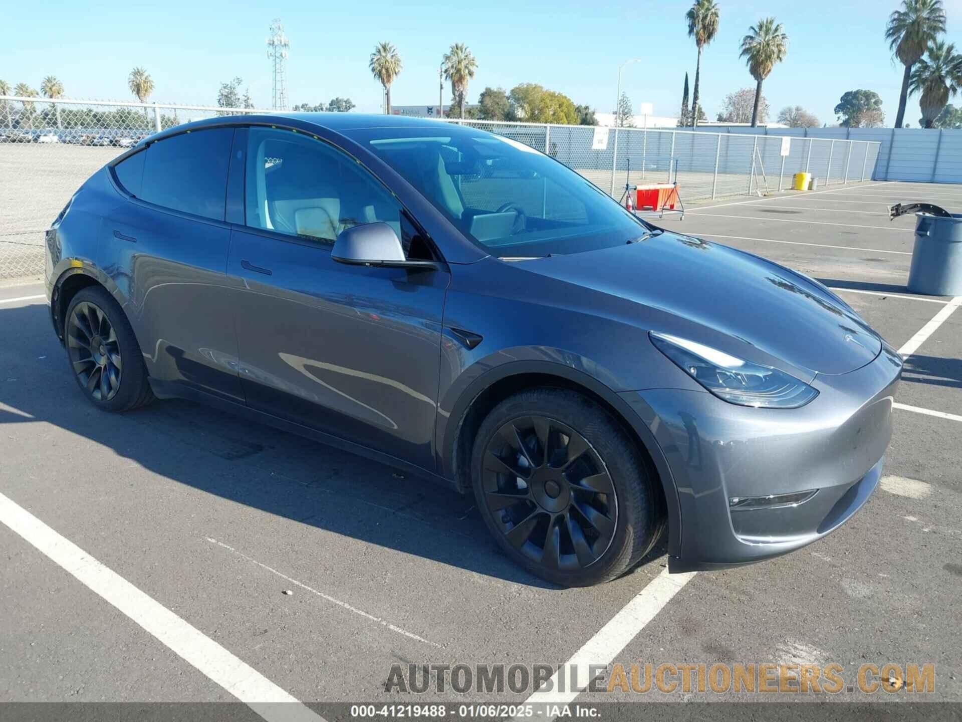 7SAYGAEE7PF885210 TESLA MODEL Y 2023