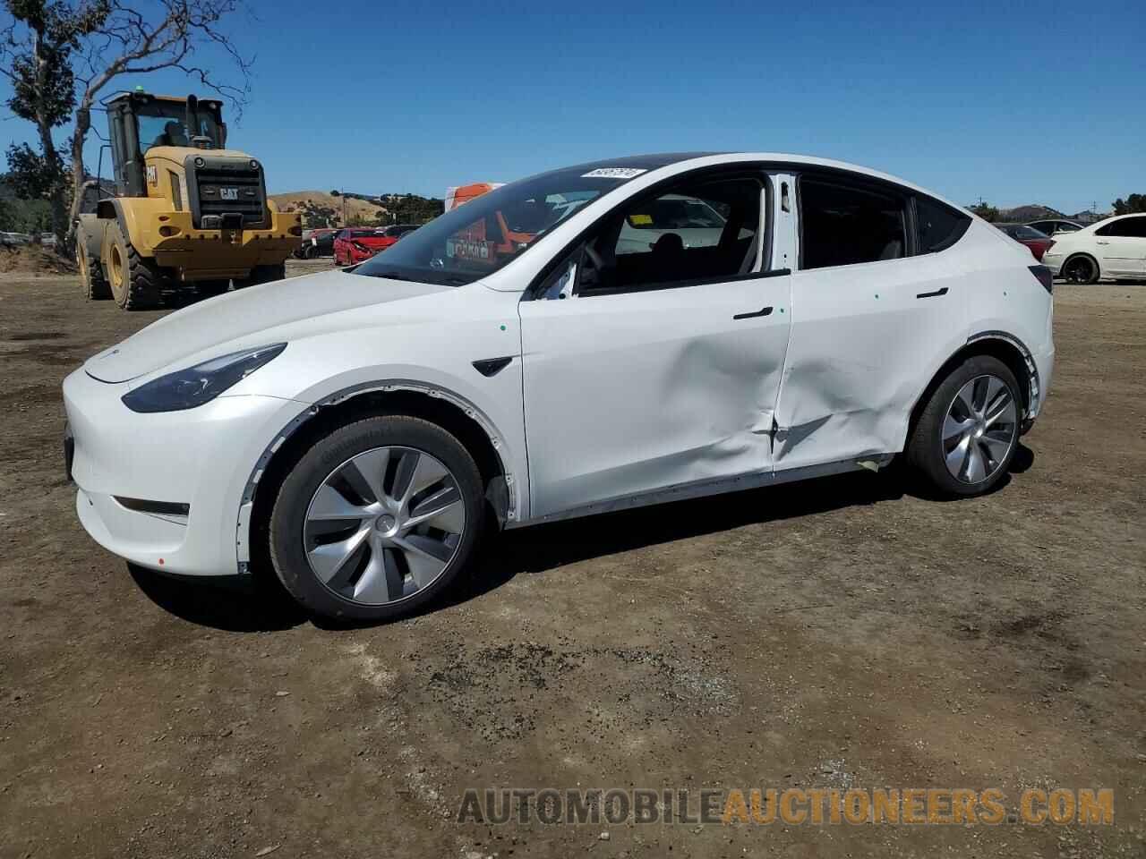 7SAYGAEE7PF899673 TESLA MODEL Y 2023