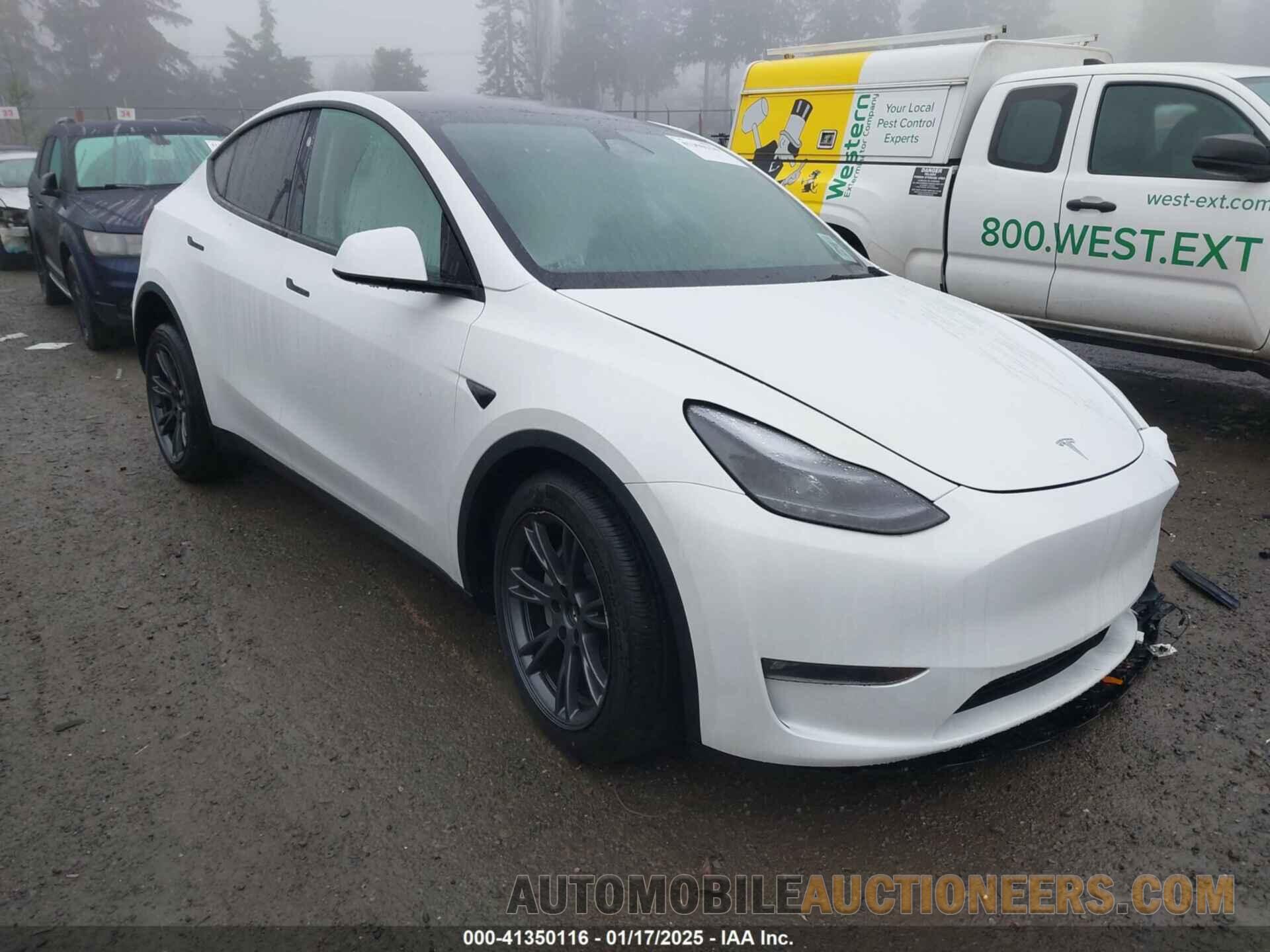 7SAYGAEE7SF261965 TESLA MODEL Y 2025