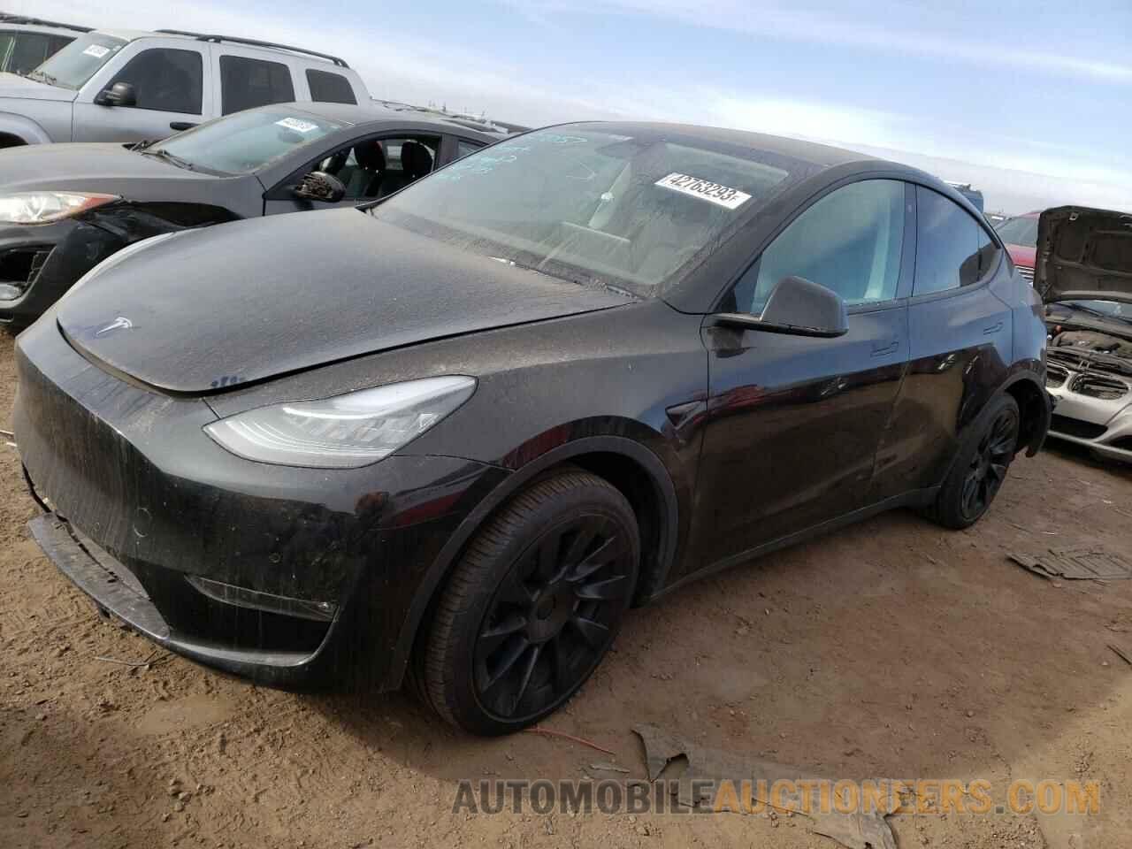 7SAYGAEE8NF427057 TESLA MODEL Y 2022