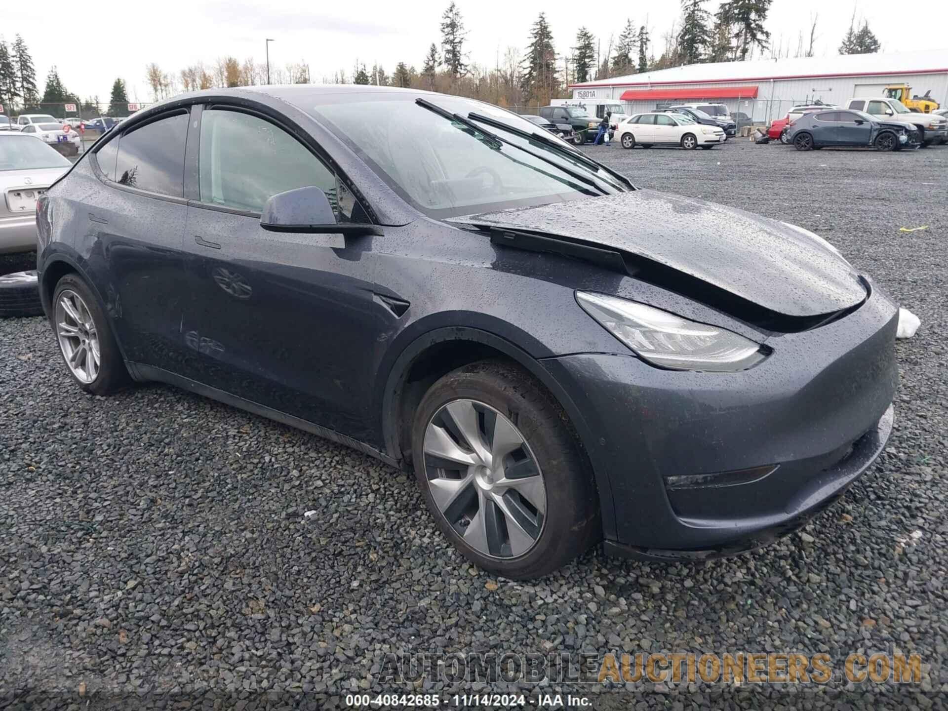 7SAYGAEE8NF570624 TESLA MODEL Y 2022