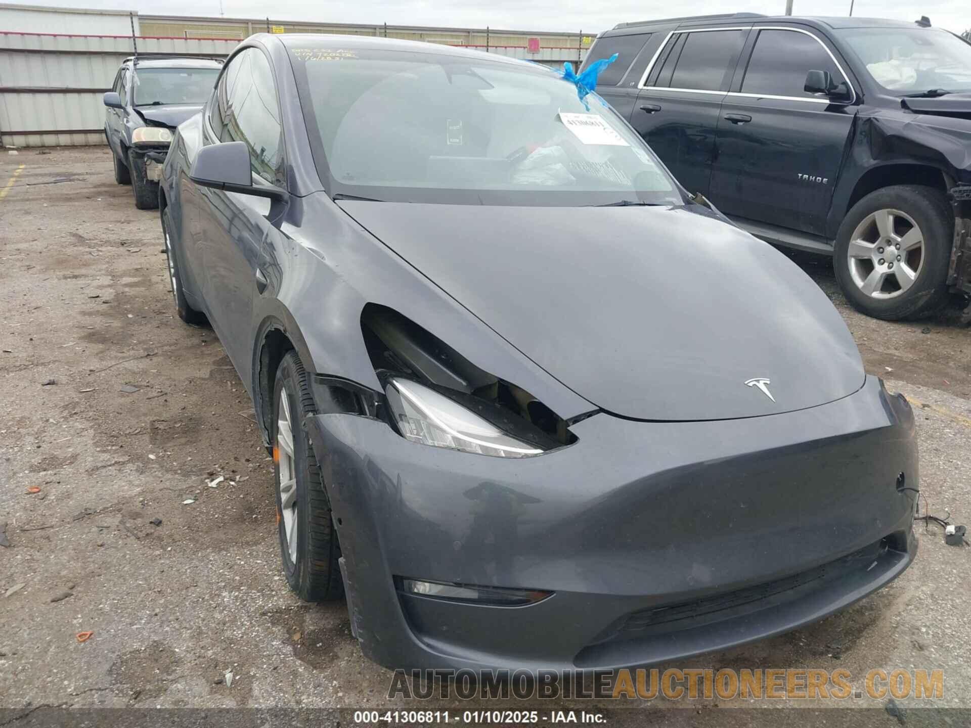 7SAYGAEE8PF587202 TESLA MODEL Y 2023