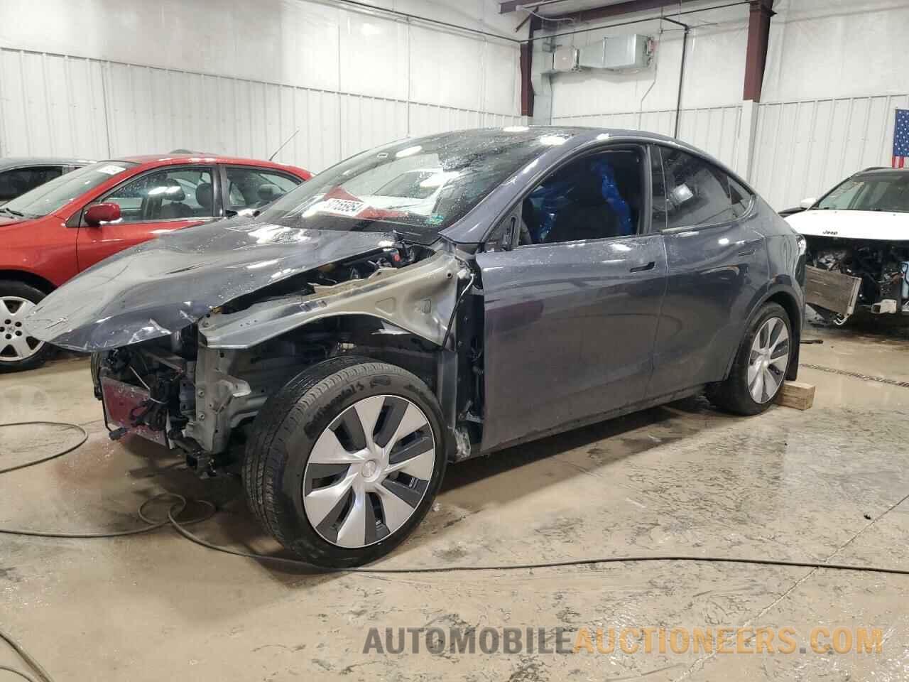 7SAYGAEE8PF610302 TESLA MODEL Y 2023