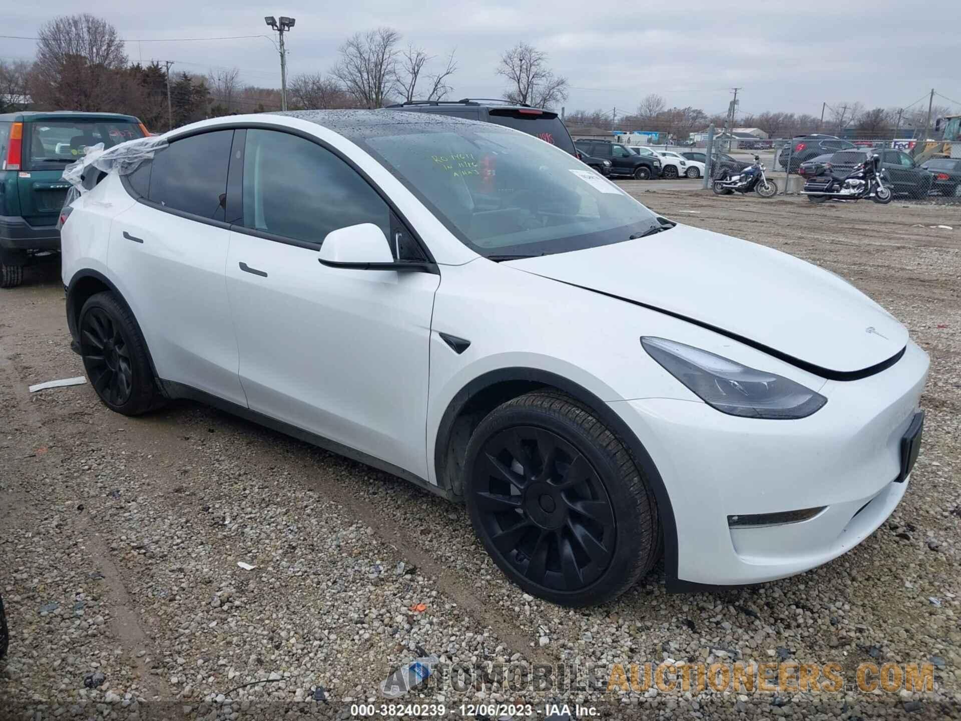 7SAYGAEE8PF861000 TESLA MODEL Y 2023