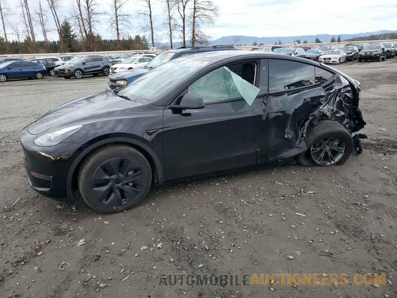 7SAYGAEE8RF116542 TESLA MODEL Y 2024