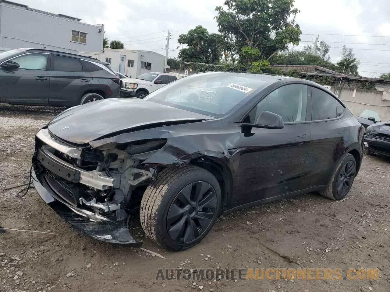 7SAYGAEE8RF184937 TESLA MODEL Y 2024