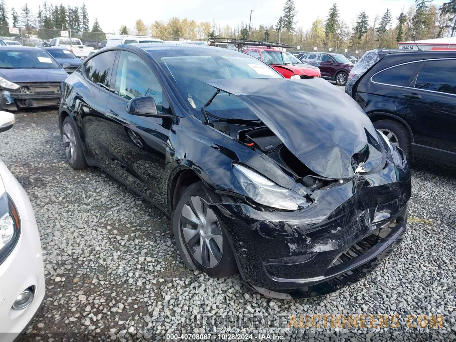 7SAYGAEE8RF981351 TESLA MODEL Y 2024