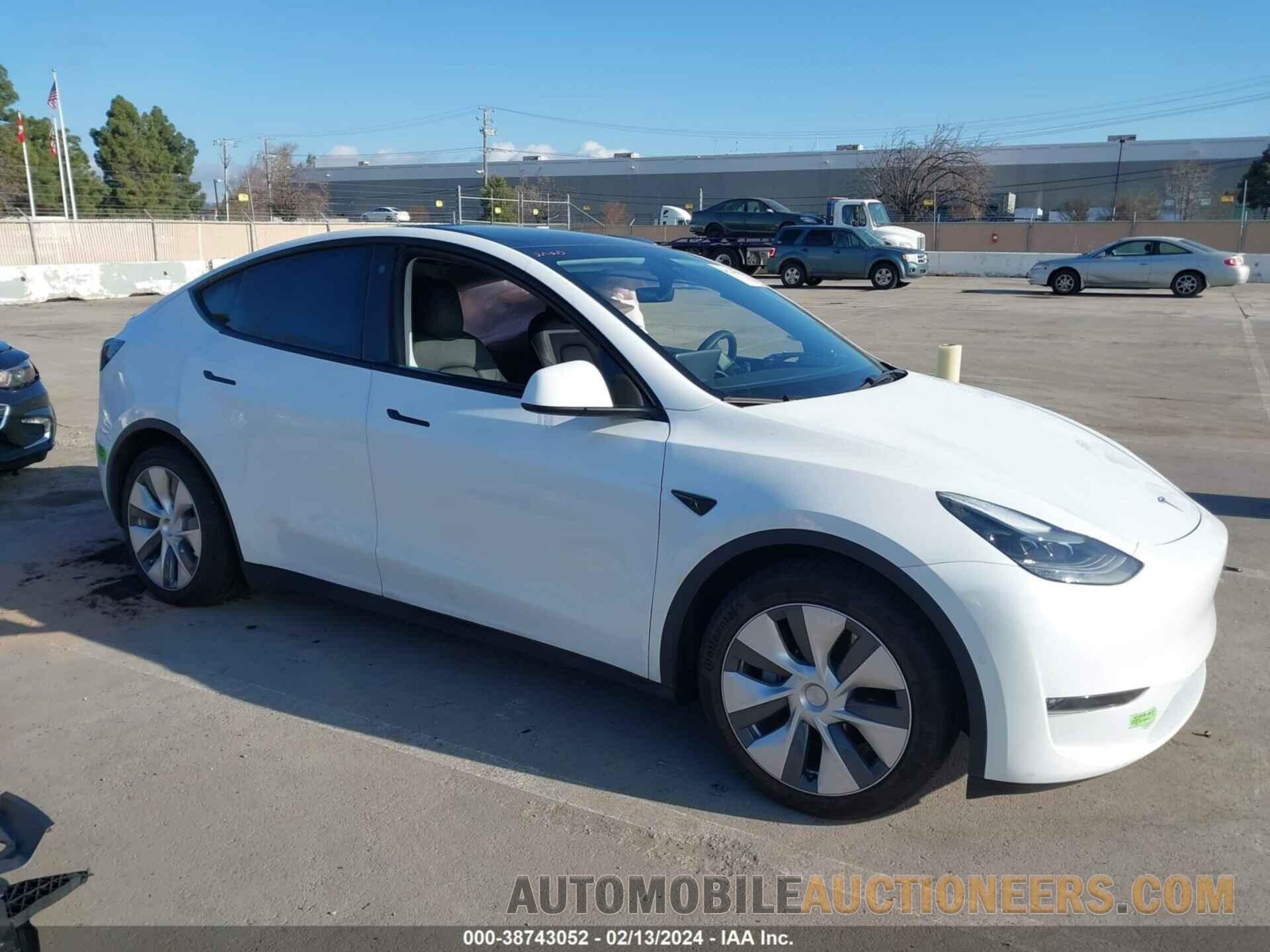 7SAYGAEE9NF551077 TESLA MODEL Y 2022