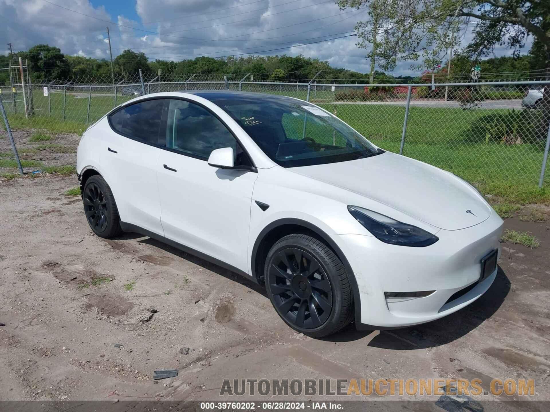 7SAYGAEE9NF560376 TESLA MODEL Y 2022