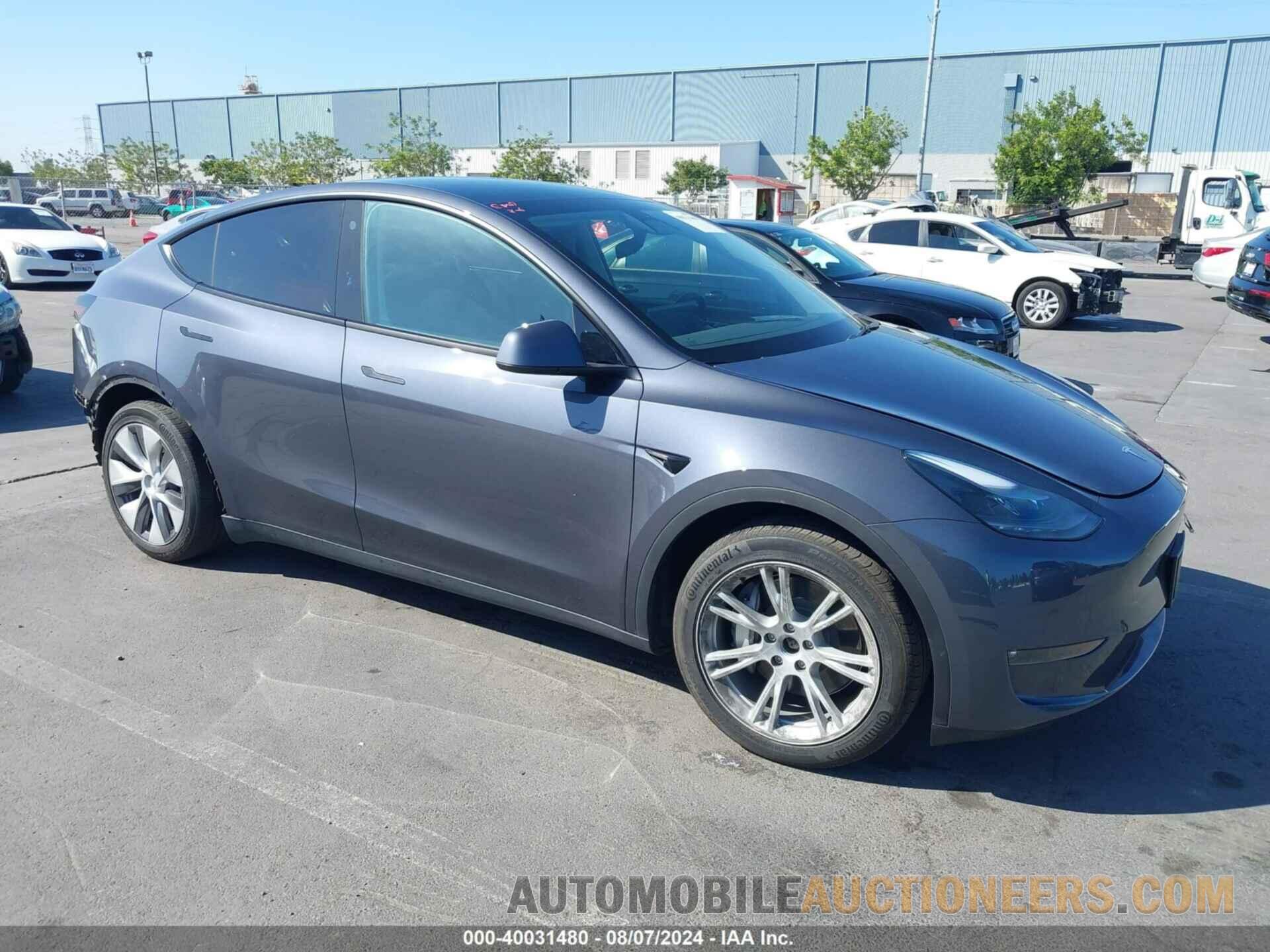 7SAYGAEE9PF738841 TESLA MODEL Y 2023