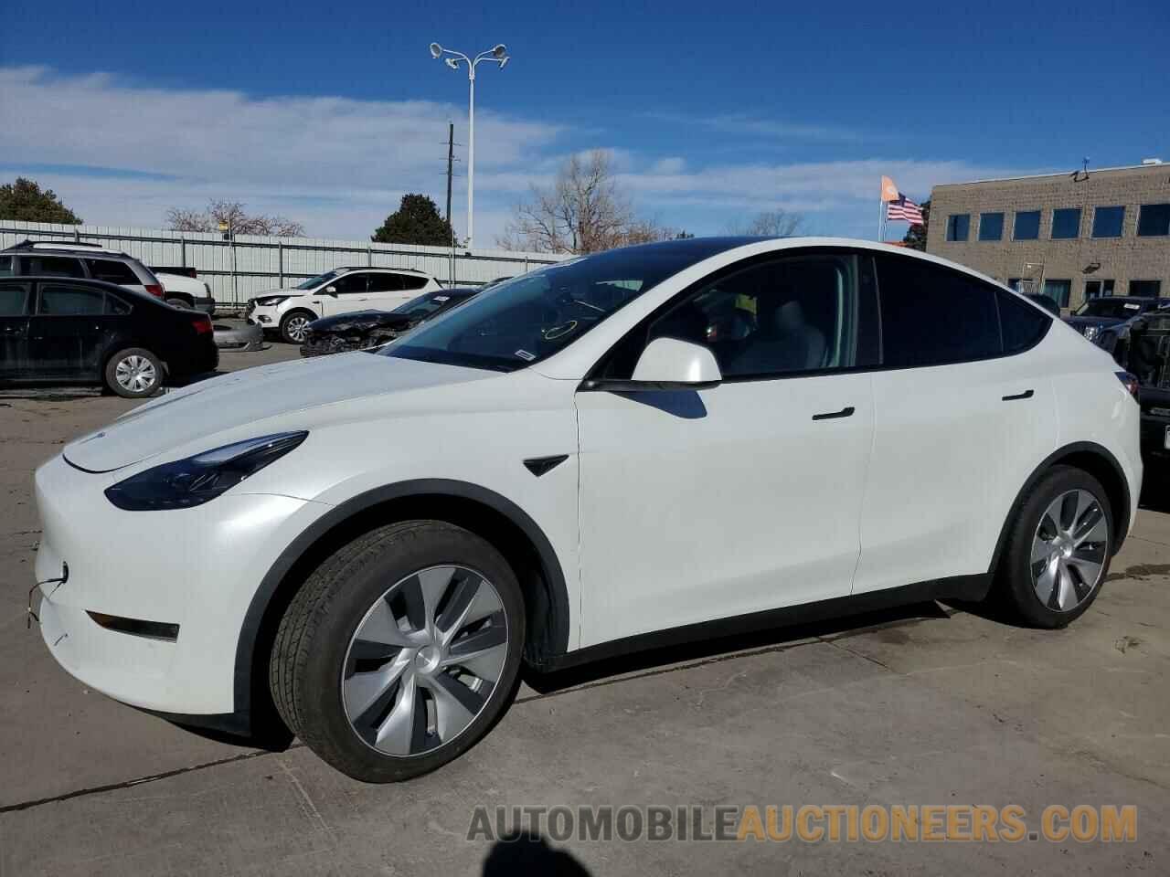 7SAYGAEE9PF759169 TESLA MODEL Y 2023