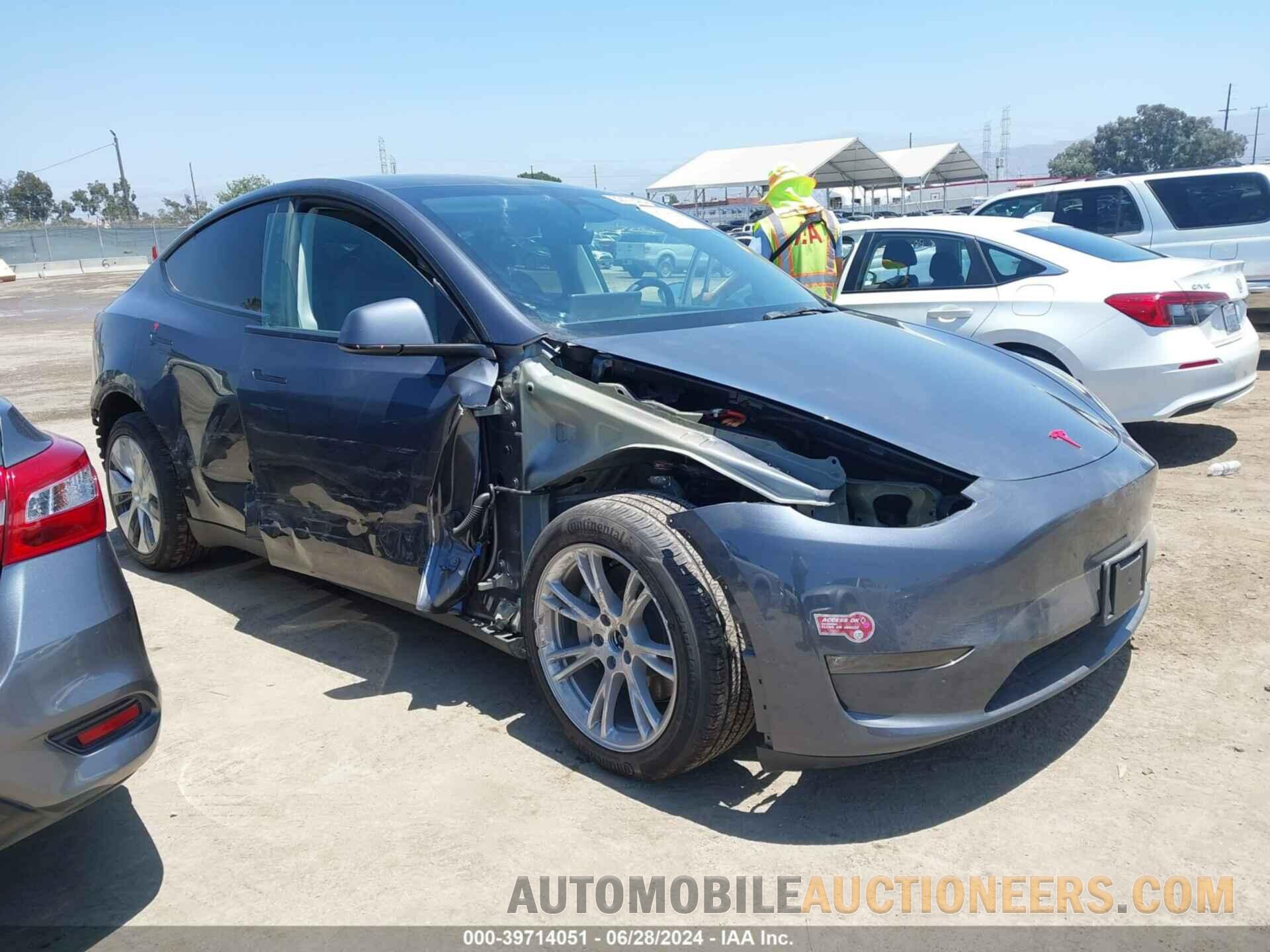 7SAYGAEE9PF932494 TESLA MODEL Y 2023