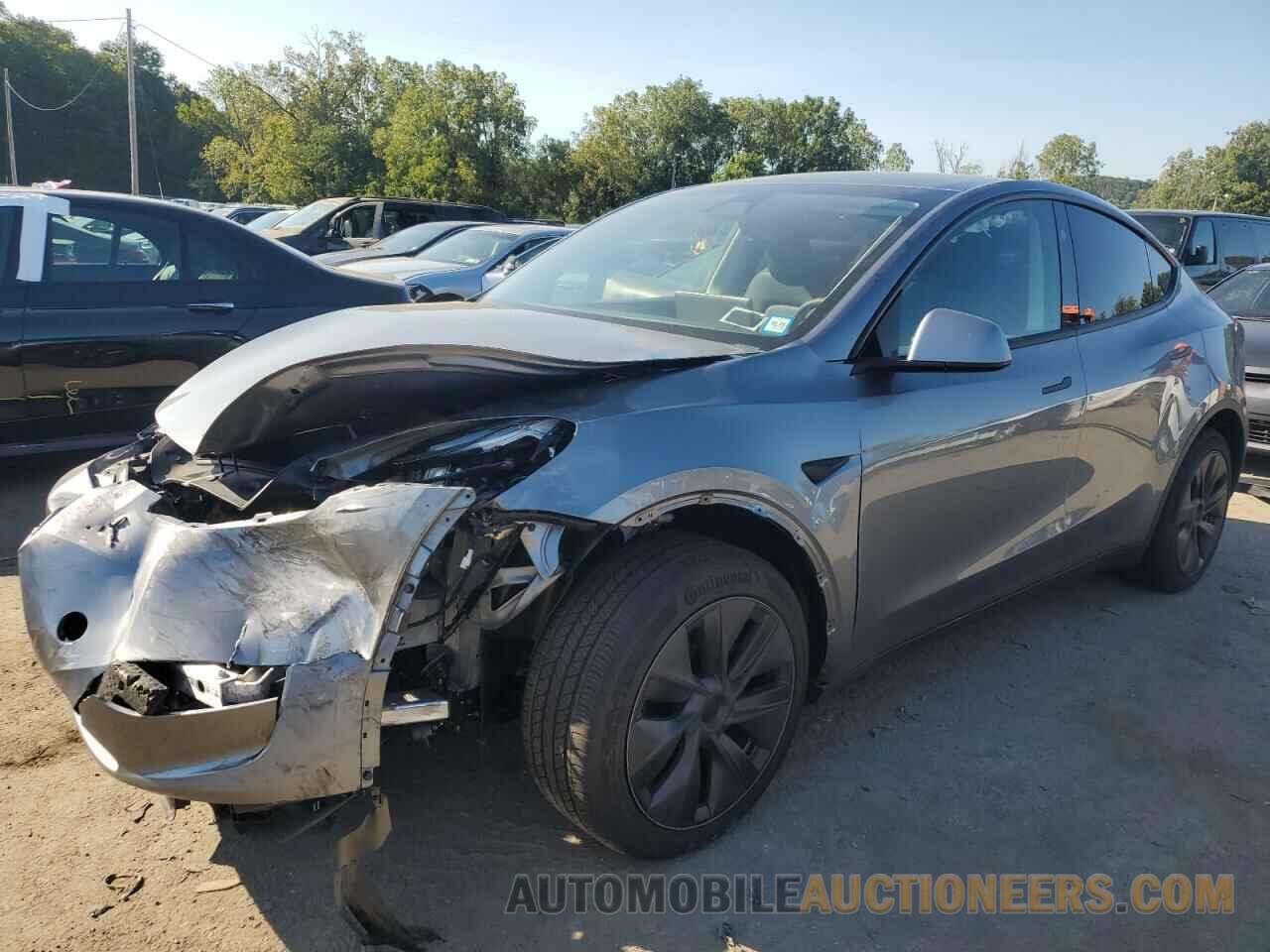 7SAYGAEE9RF109602 TESLA MODEL Y 2024