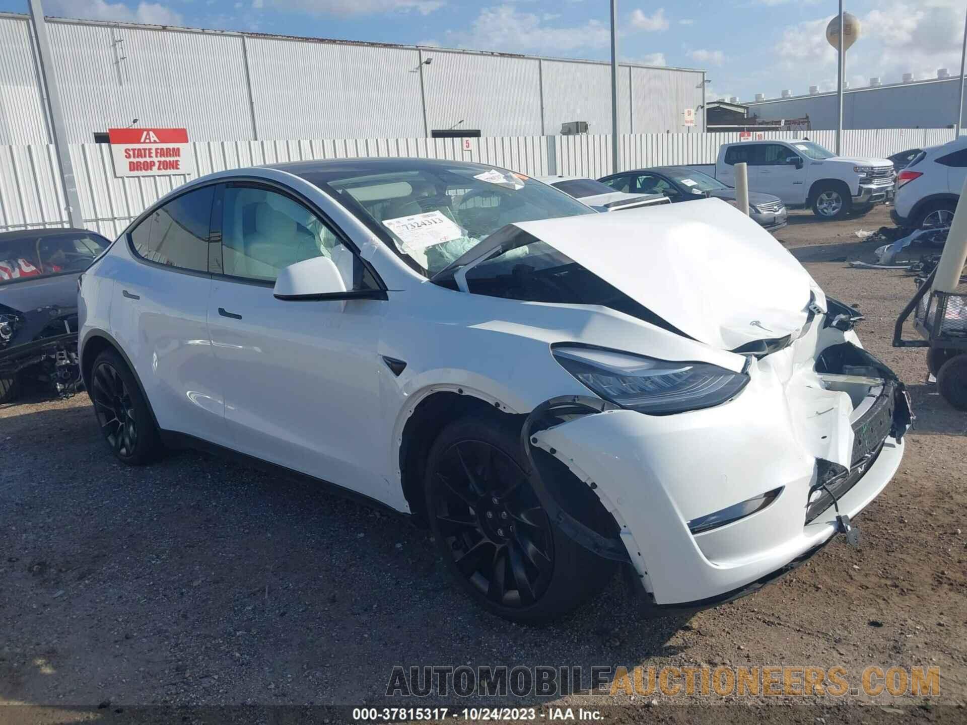 7SAYGAEEXNF427898 TESLA MODEL Y 2022