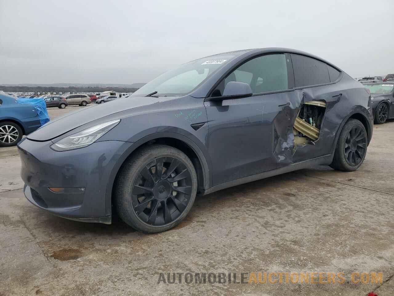 7SAYGAEEXNF431238 TESLA MODEL Y 2022