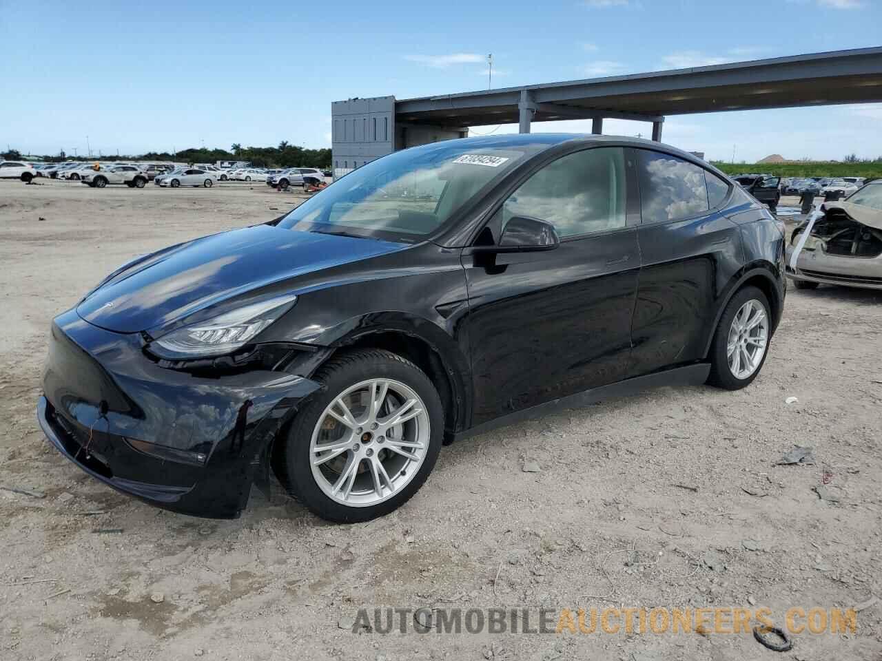 7SAYGAEEXNF433121 TESLA MODEL Y 2022