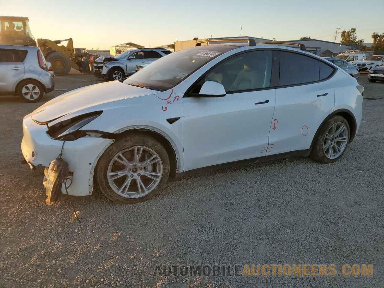 7SAYGAEEXNF488944 TESLA MODEL Y 2022