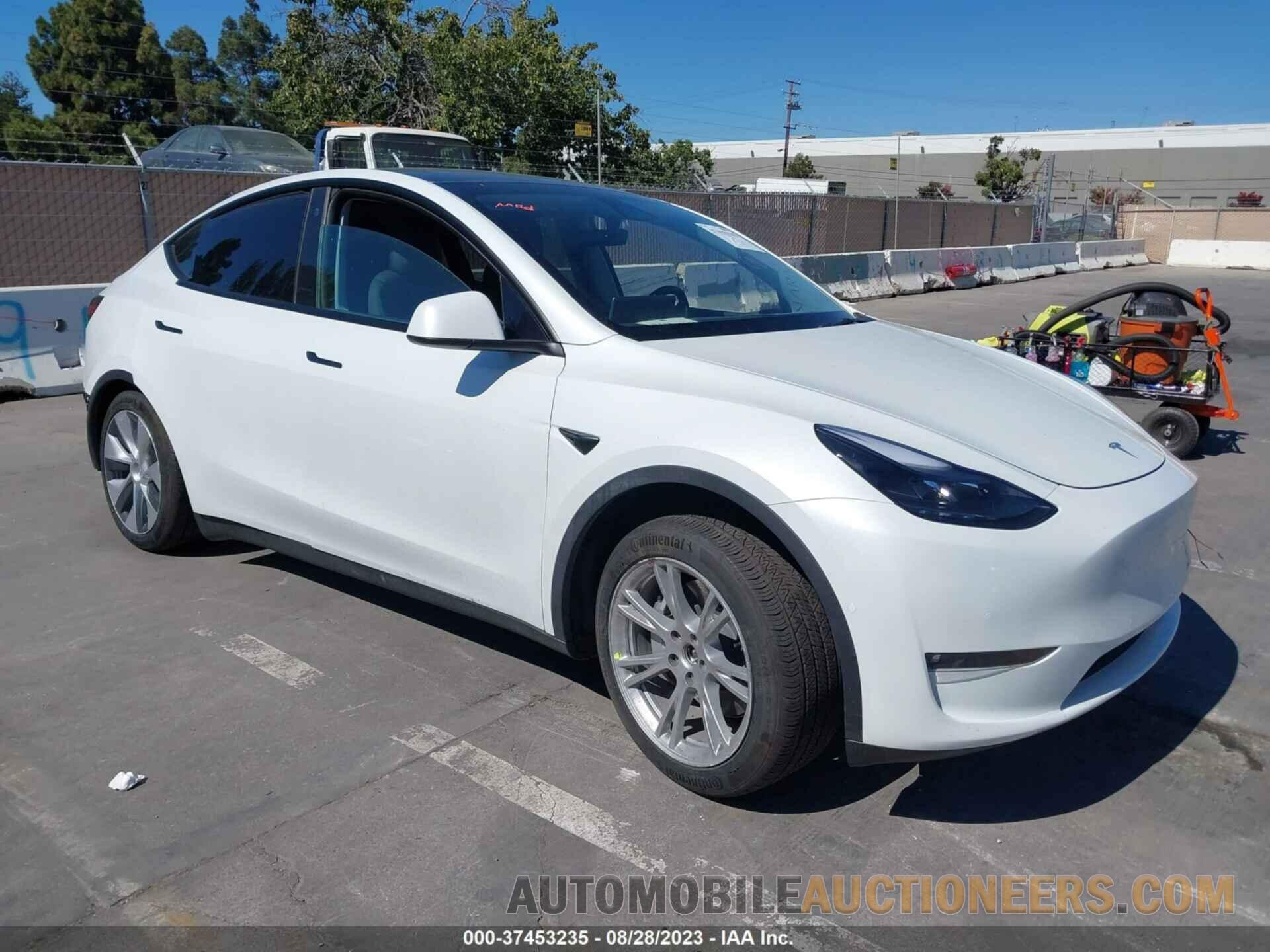 7SAYGAEEXNF558250 TESLA MODEL Y 2022