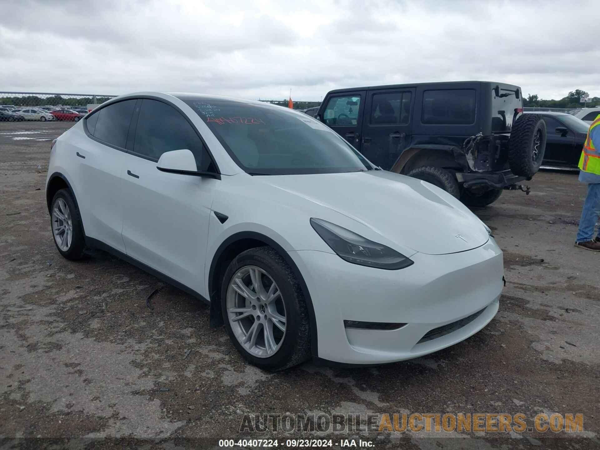 7SAYGAEEXPF660828 TESLA MODEL Y 2023