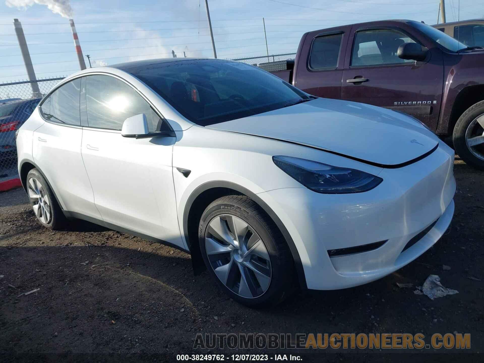 7SAYGAEEXPF809156 TESLA MODEL Y 2023