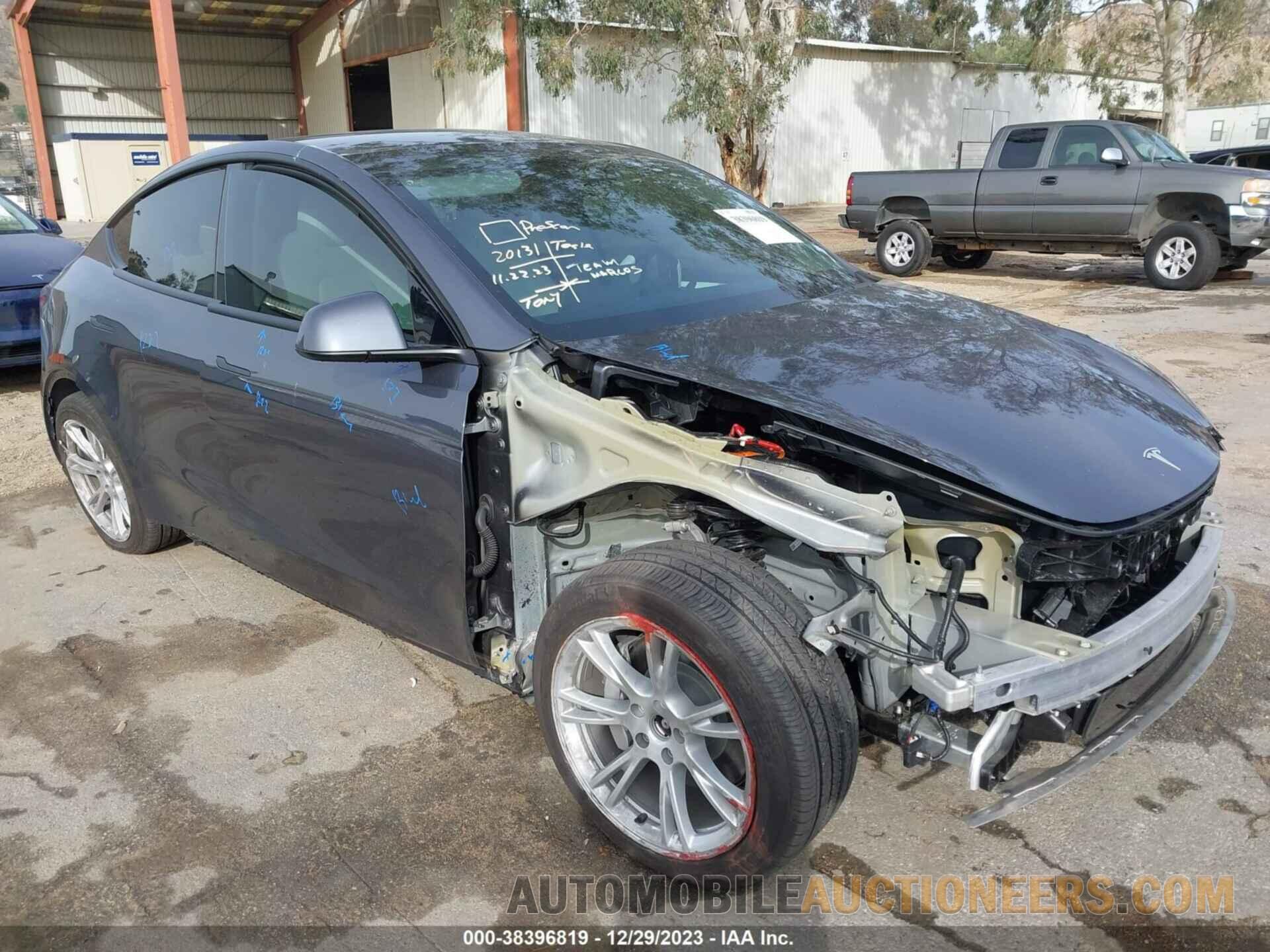 7SAYGAEEXPF814244 TESLA MODEL Y 2023