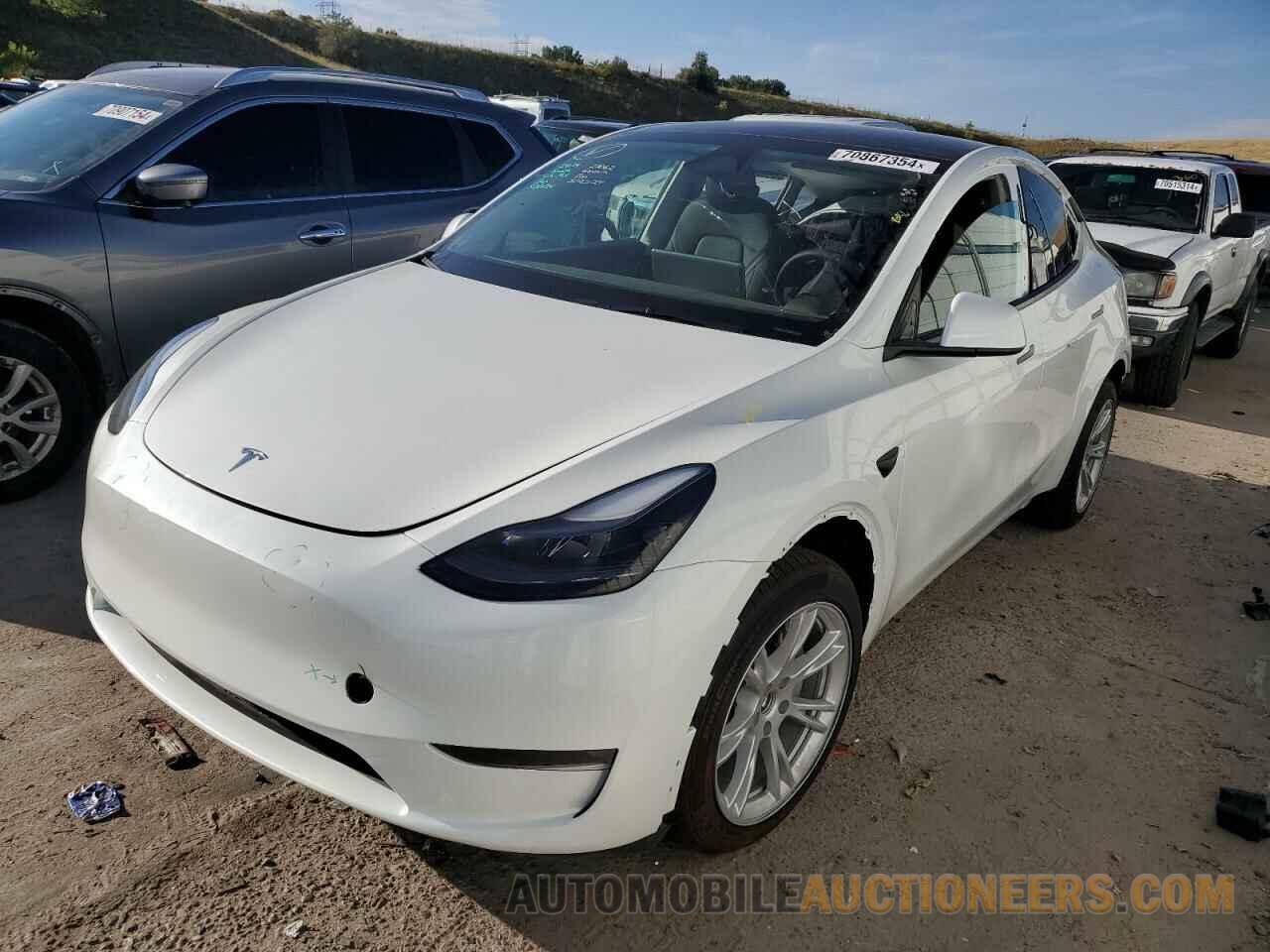 7SAYGAEEXPF922668 TESLA MODEL Y 2023