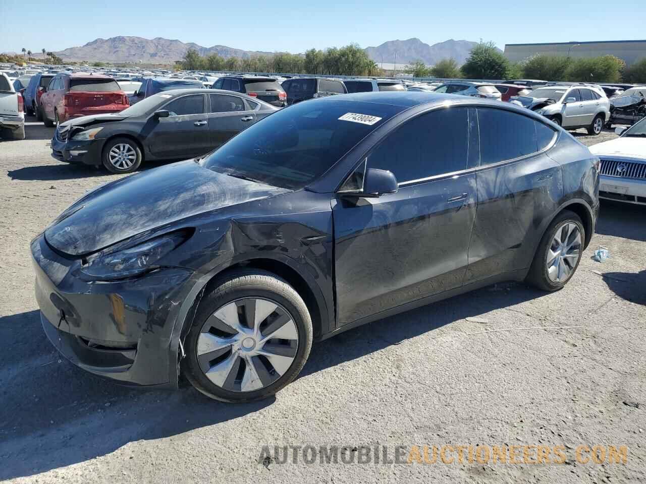 7SAYGAEEXRF986437 TESLA MODEL Y 2024