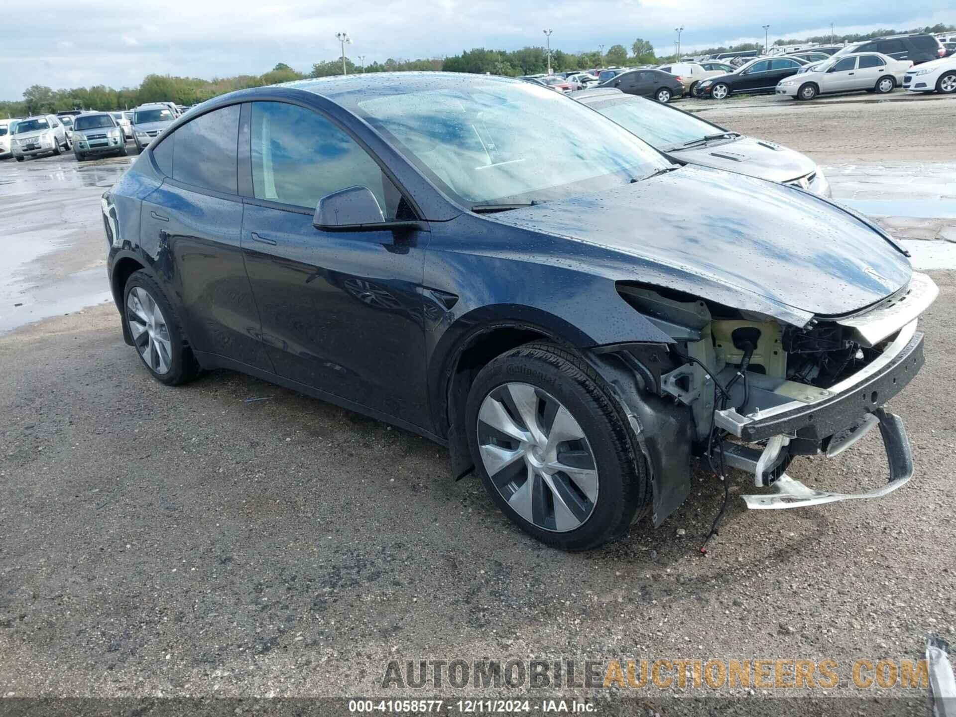 7SAYGDED0RF032868 TESLA MODEL Y 2024