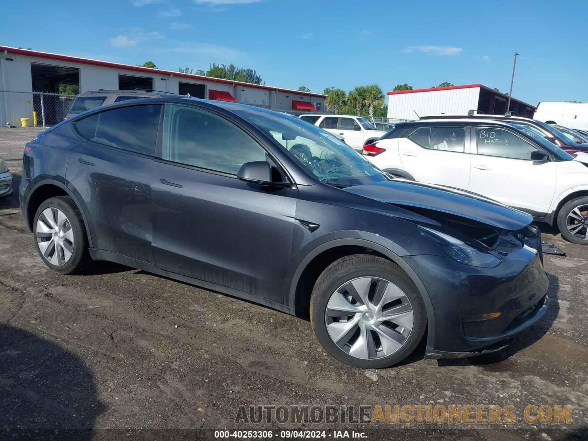 7SAYGDED0RF092181 TESLA MODEL Y 2024