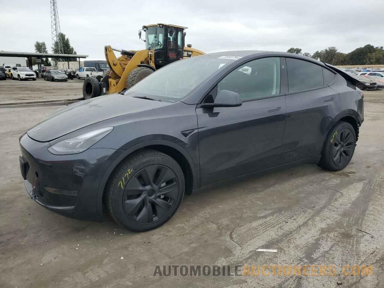 7SAYGDED0RF109366 TESLA MODEL Y 2024